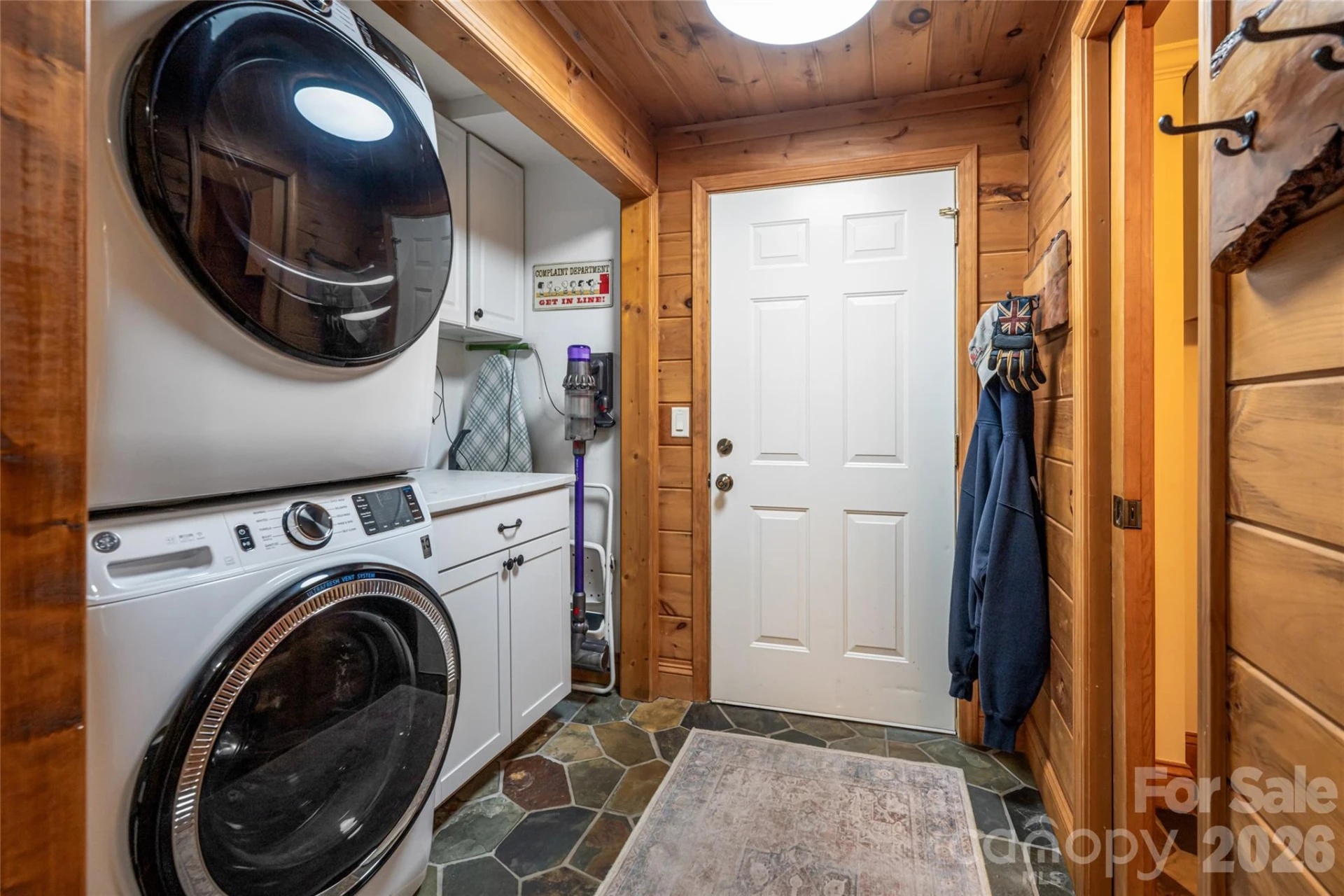 580 Flying Hawk Trail - Photo 29