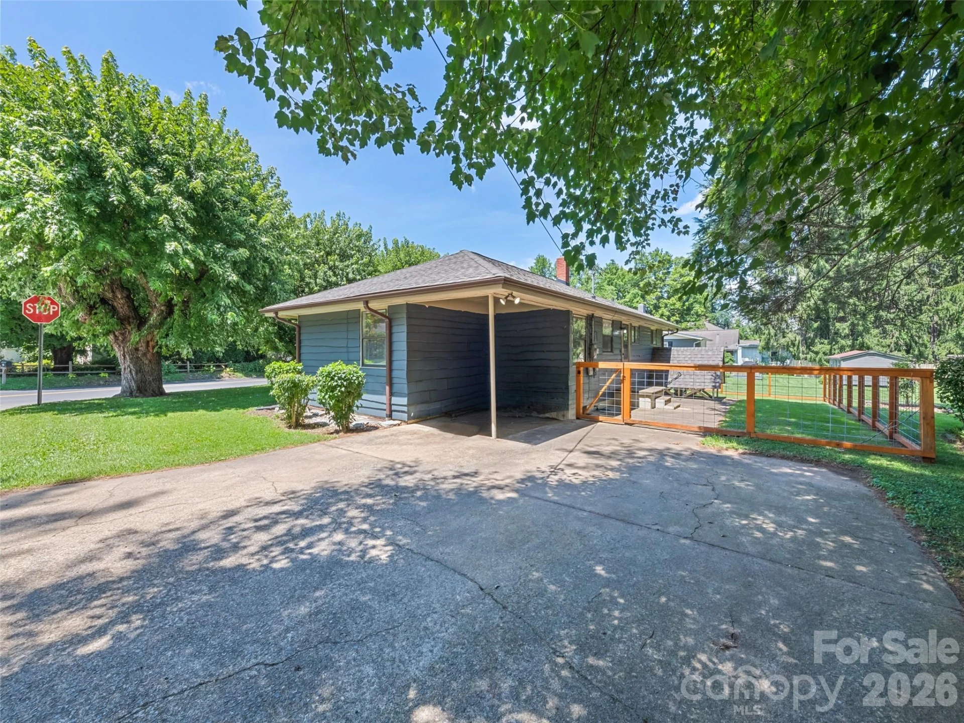 713 Brown Avenue - Photo 6