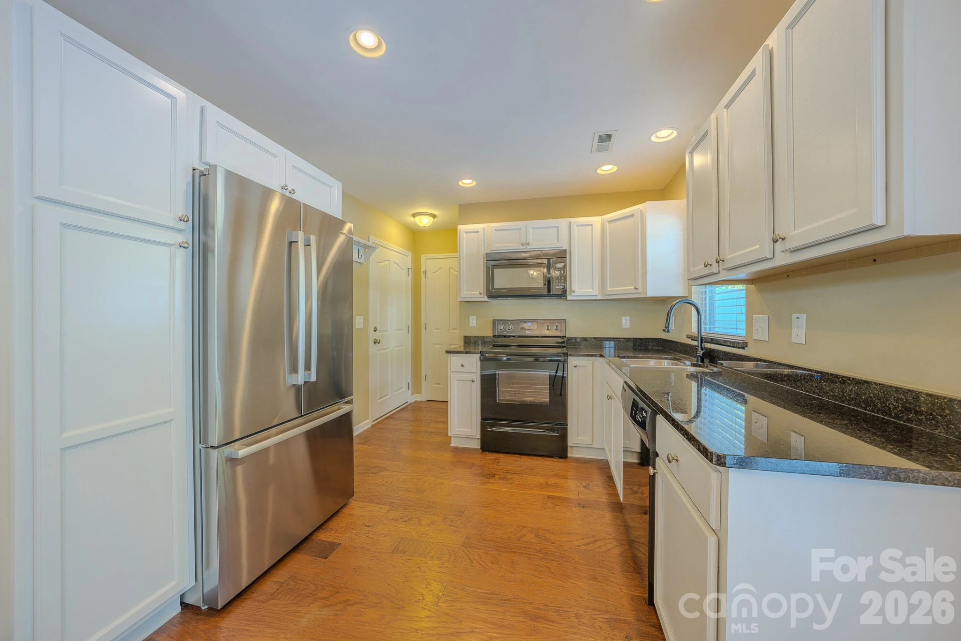 19 Barnett Shoals Drive - Photo 3