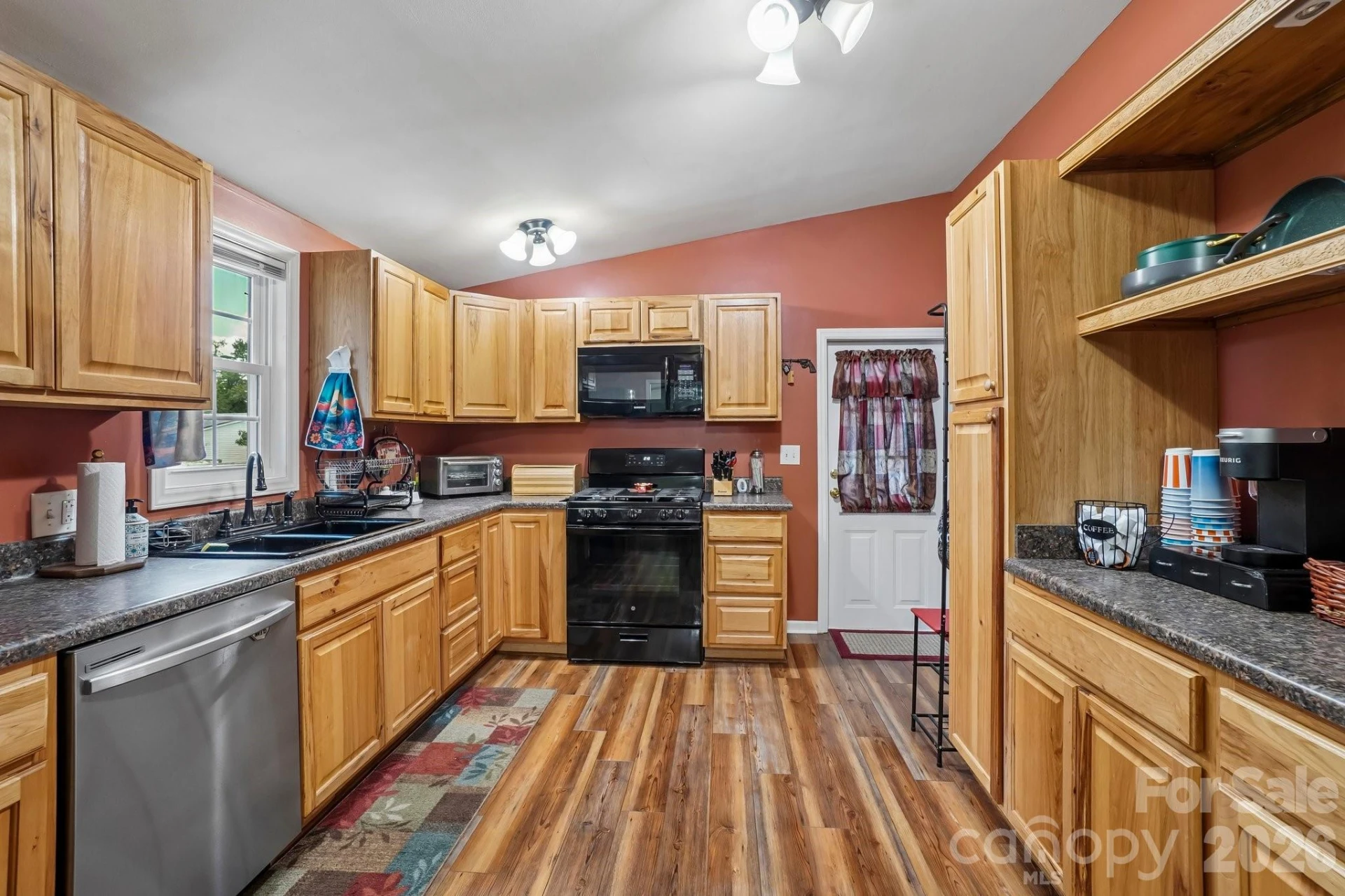 210 Leigh Anne Lane - Photo 8