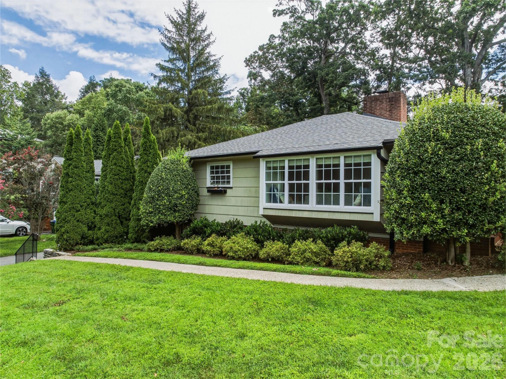 29 Westall Avenue - Photo 2
