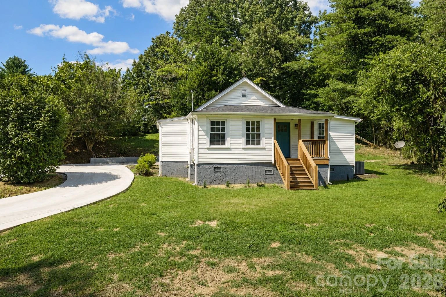 811 Markham Road - Photo 2