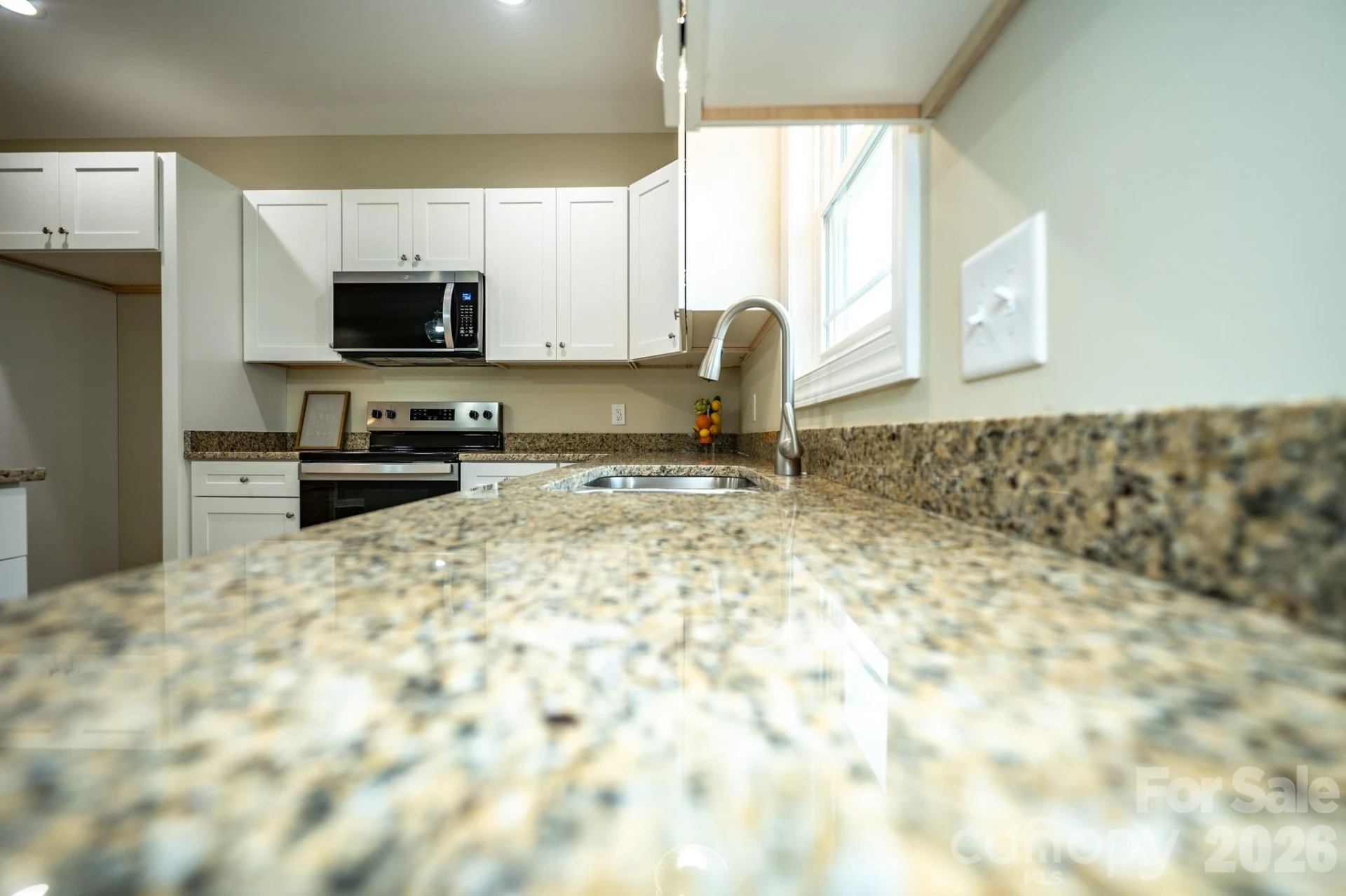 258 Florida Avenue - Photo 9