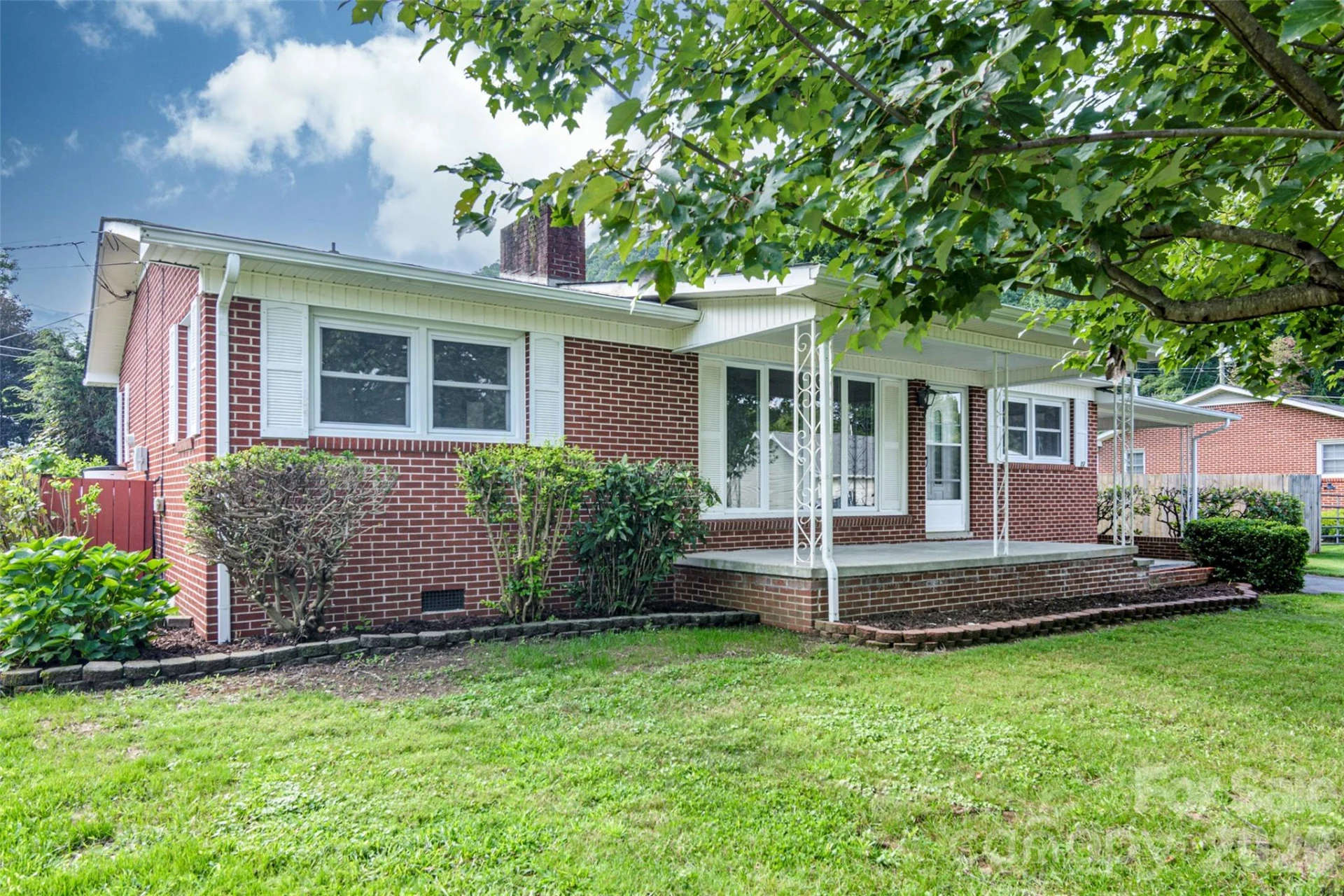 32 Kathy Drive - Photo 2