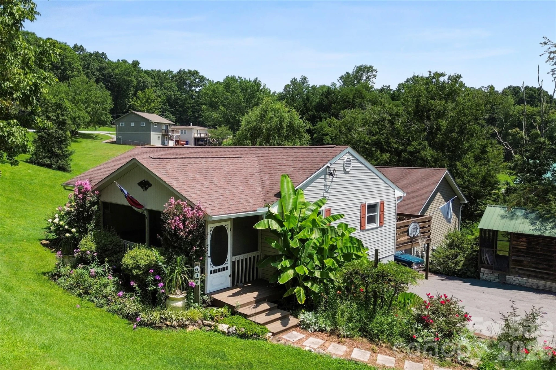 611 Pole Creasman Road - Photo 2