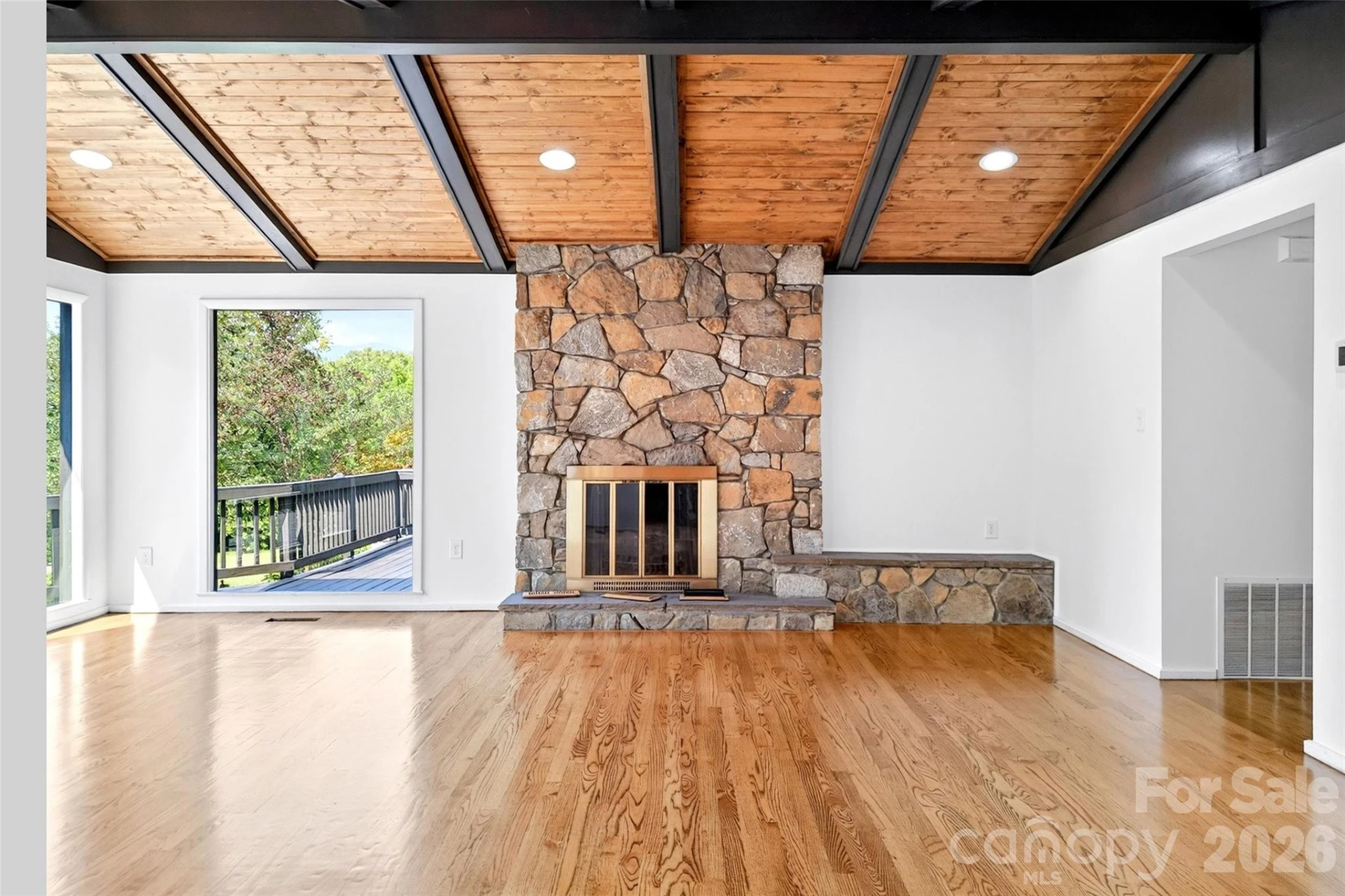 208 Dogwood Lane - Photo 8