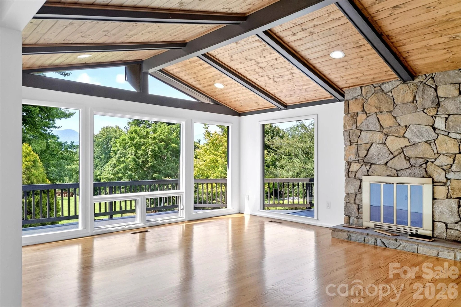 208 Dogwood Lane - Photo 9
