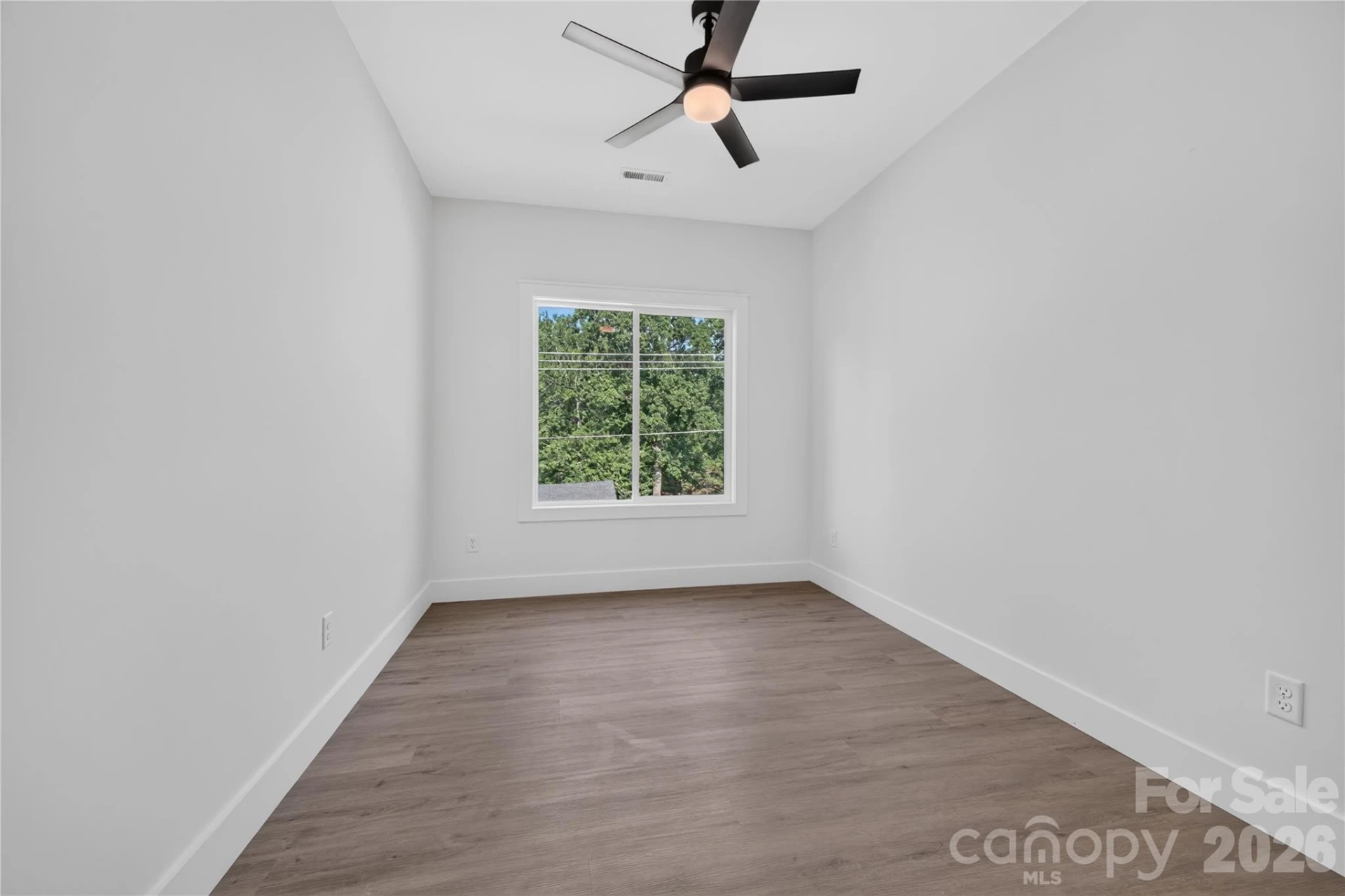 1013 Fassifern Court - Photo 19