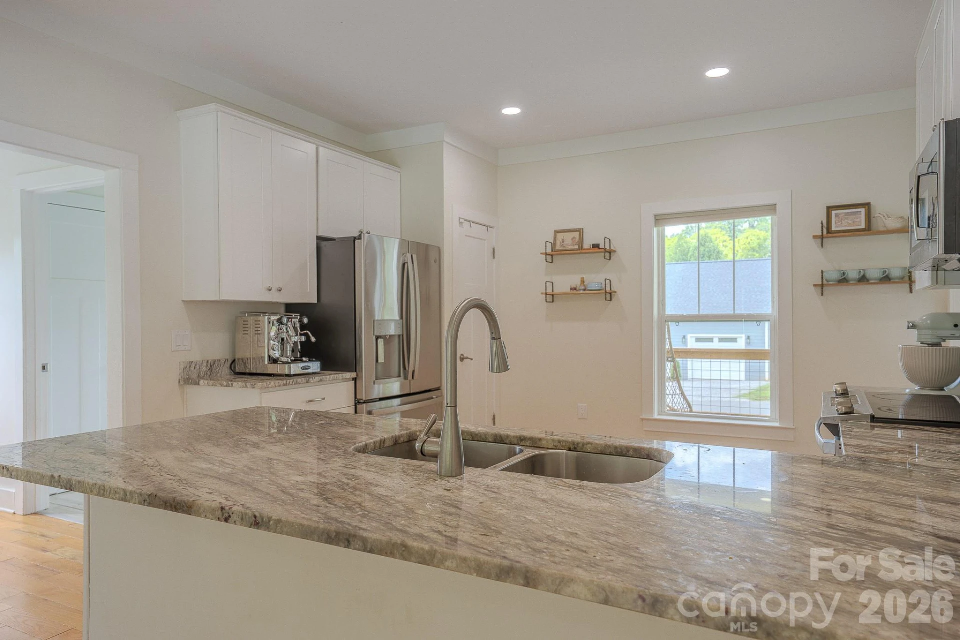 160 Ridge View Drive - Photo 3