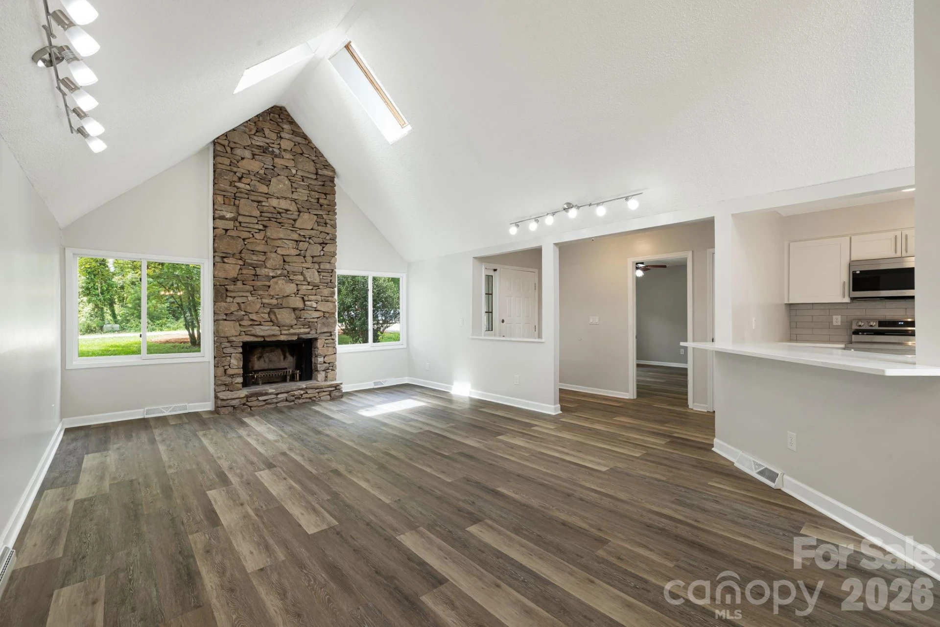 35 Golden Oaks Lane - Photo 7