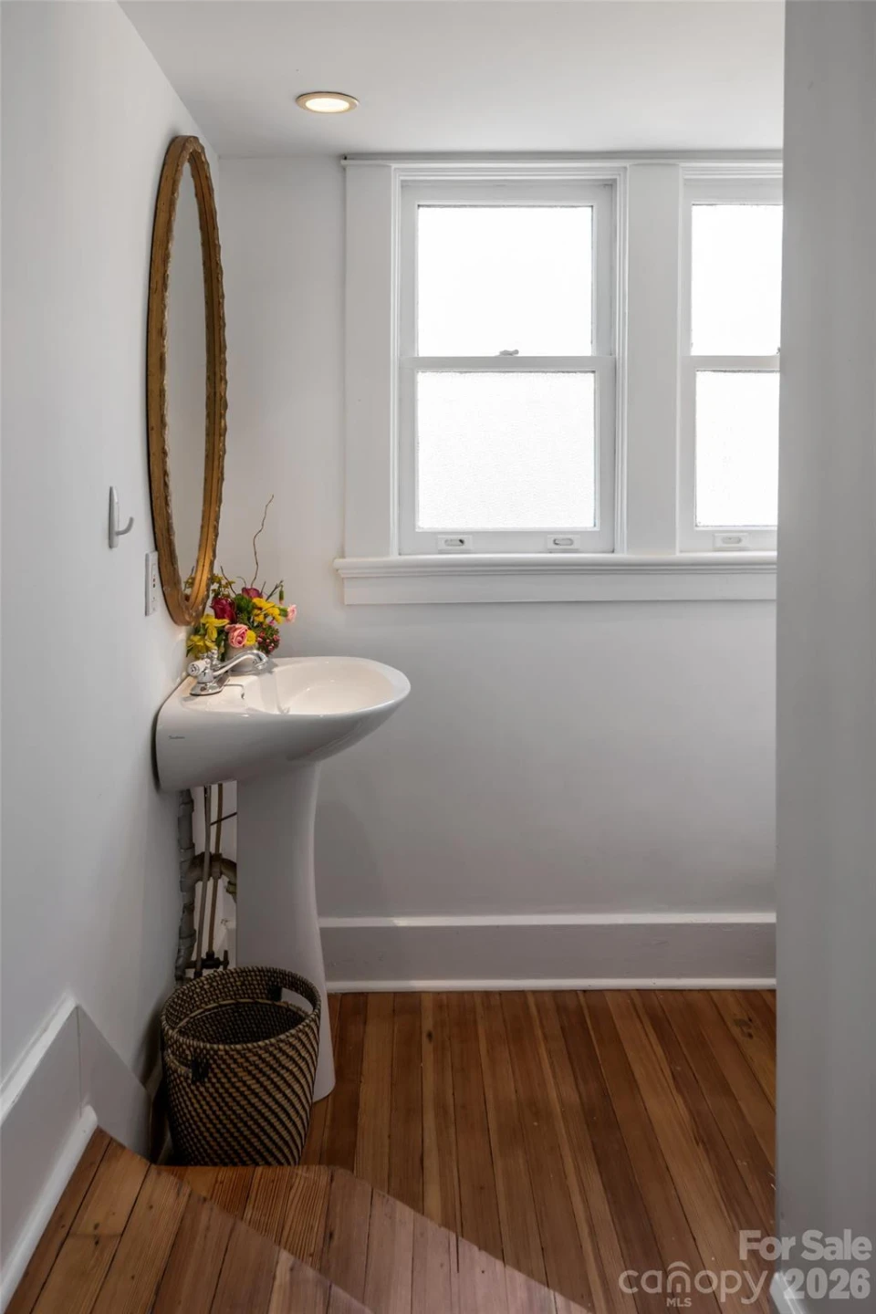 142 Edwin Place - Photo 25