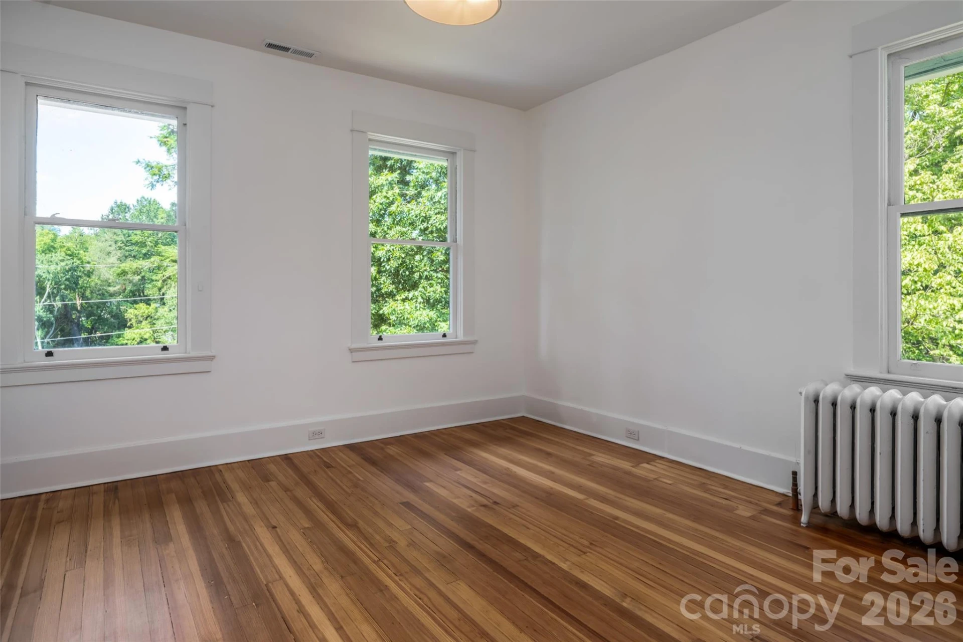 142 Edwin Place - Photo 37