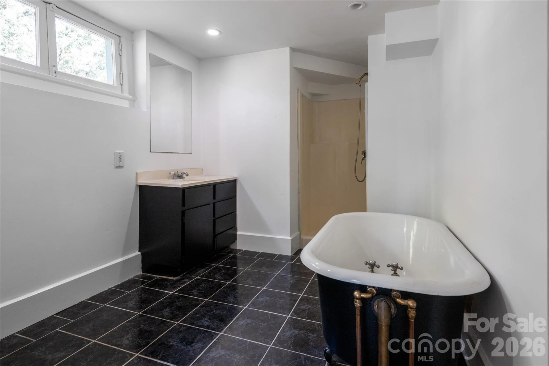 142 Edwin Place - Photo 42