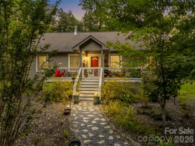412 Whitestone Circle, Union Mills, NC, 28167