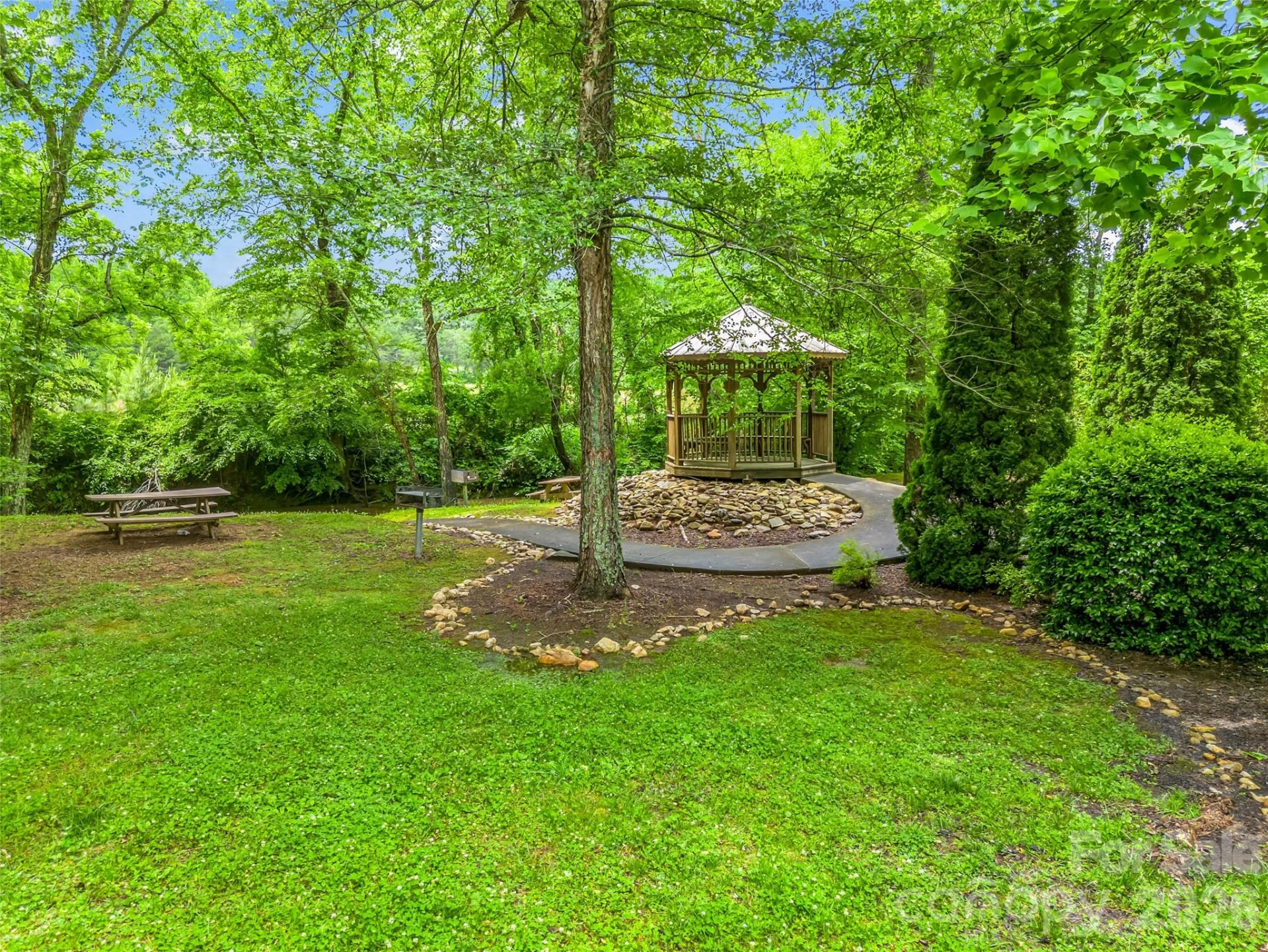 412 Whitestone Circle - Photo 36
