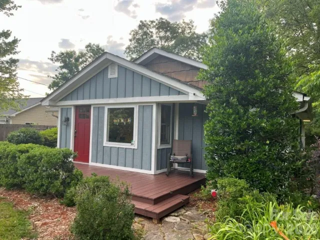325 Ewbank Road, Etowah, NC, 28729