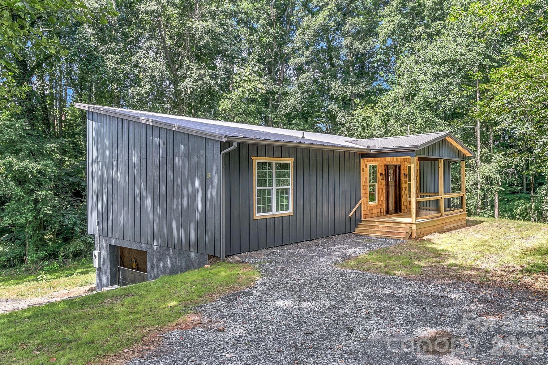 19 Green Valley Road - Photo 3