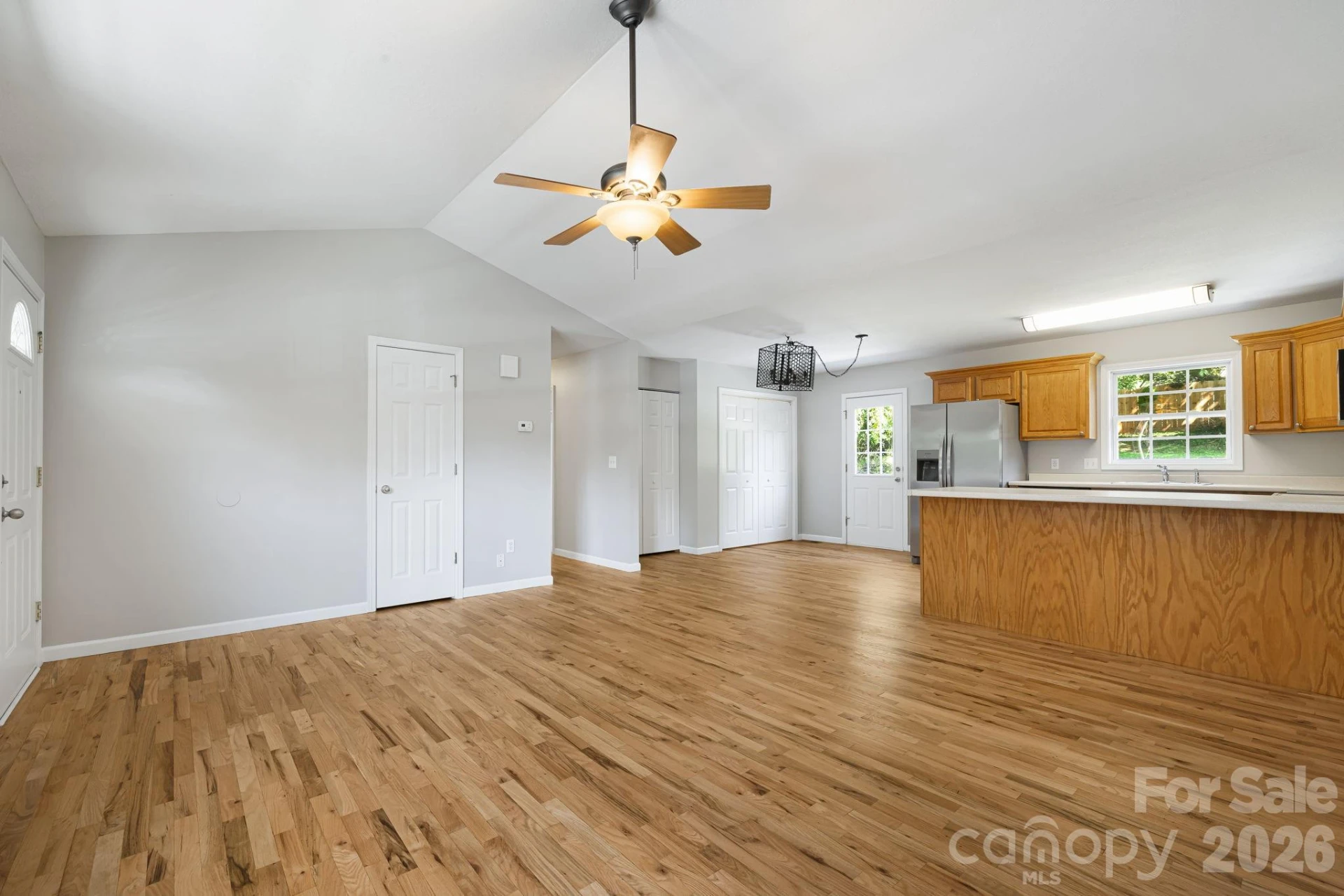 76 Selwyn Road - Photo 4