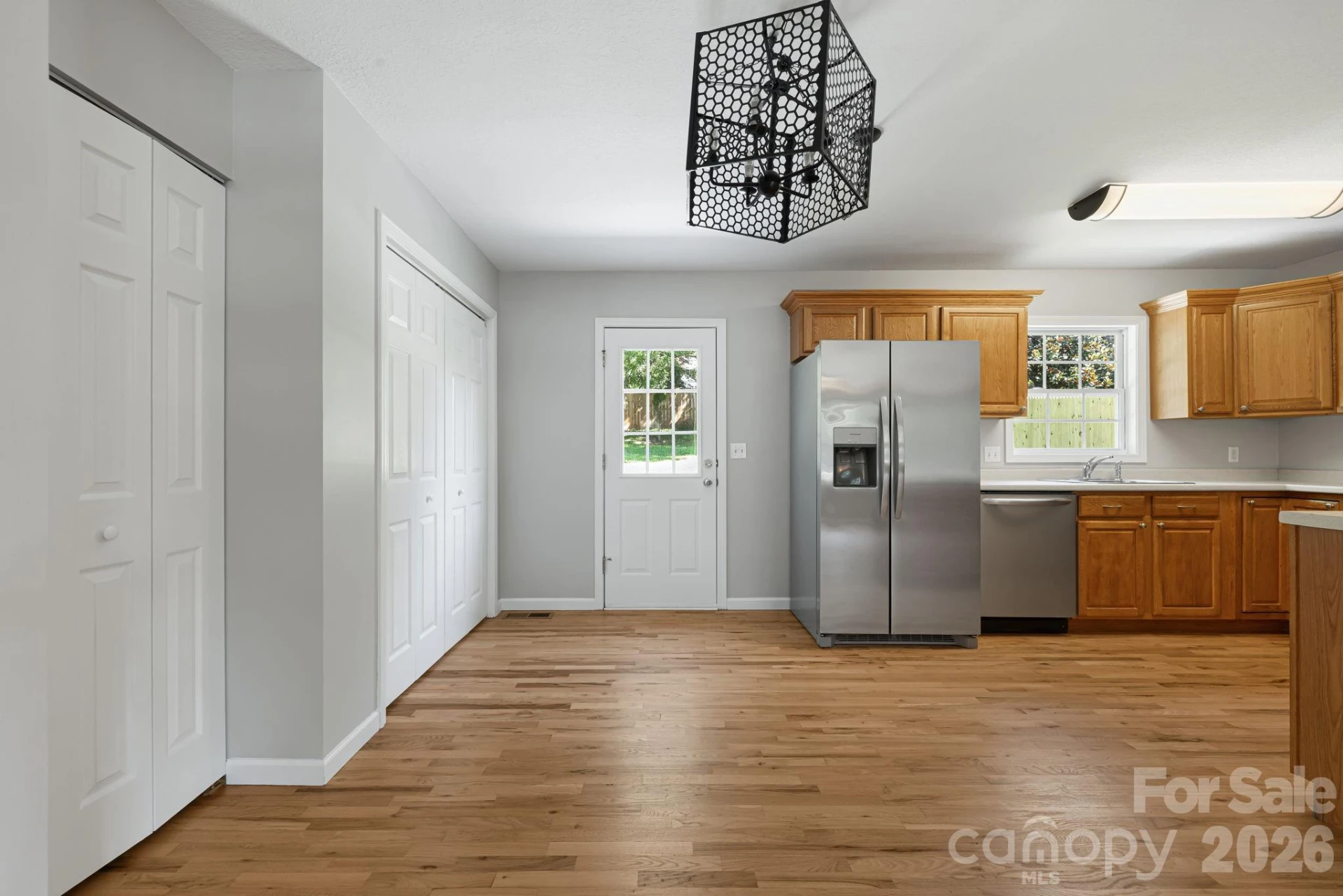 76 Selwyn Road - Photo 8