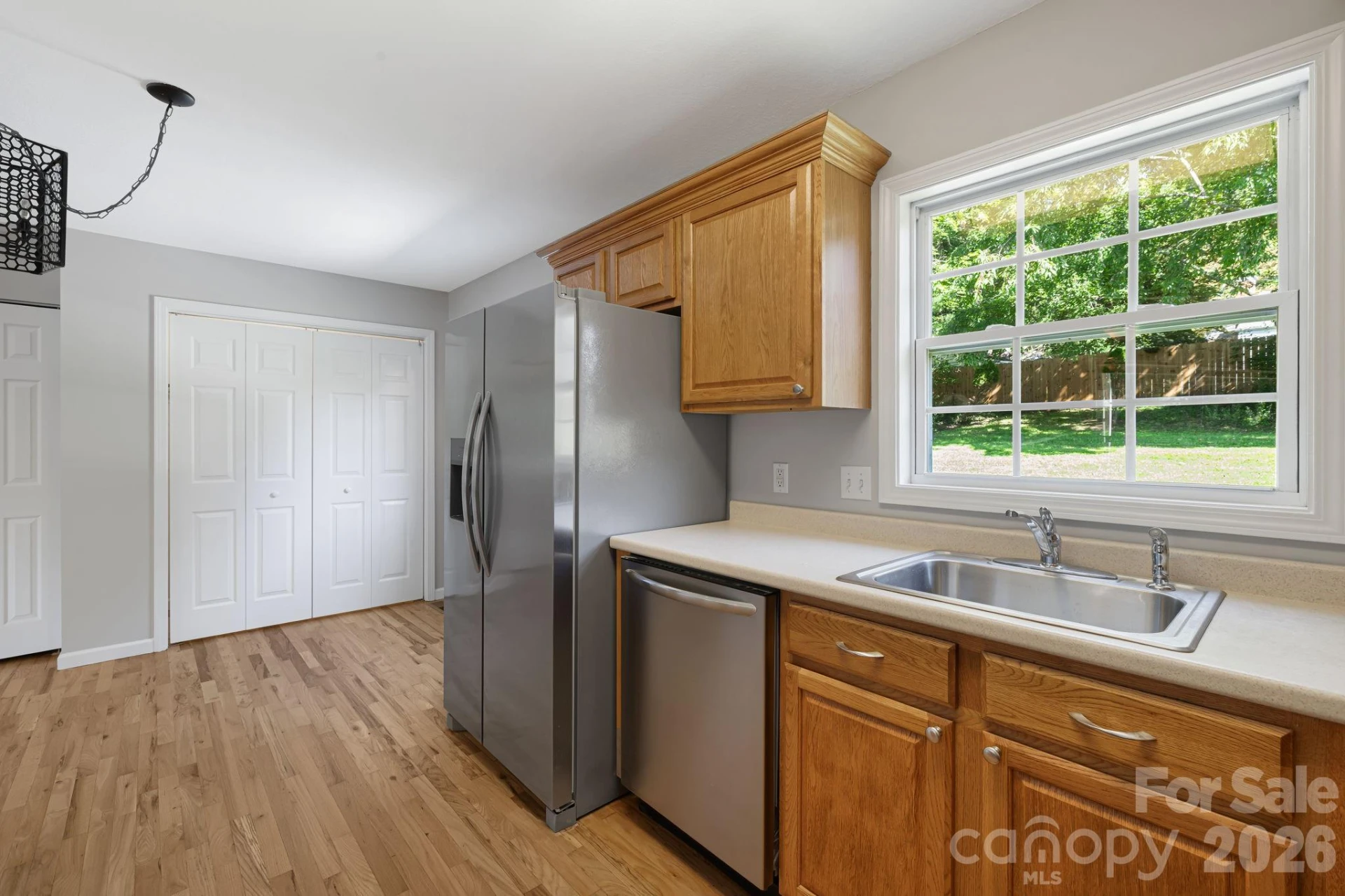 76 Selwyn Road - Photo 17