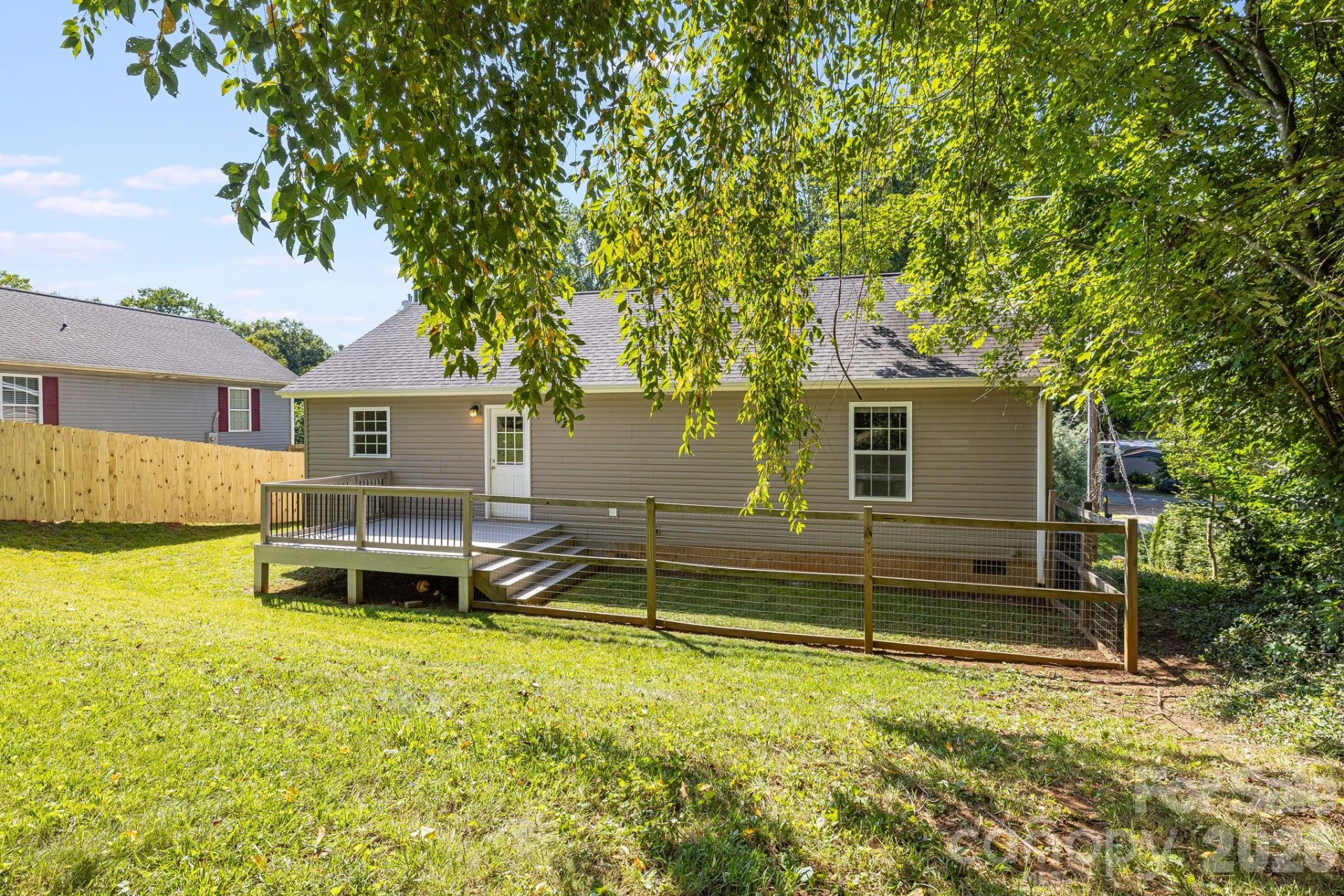 76 Selwyn Road - Photo 33