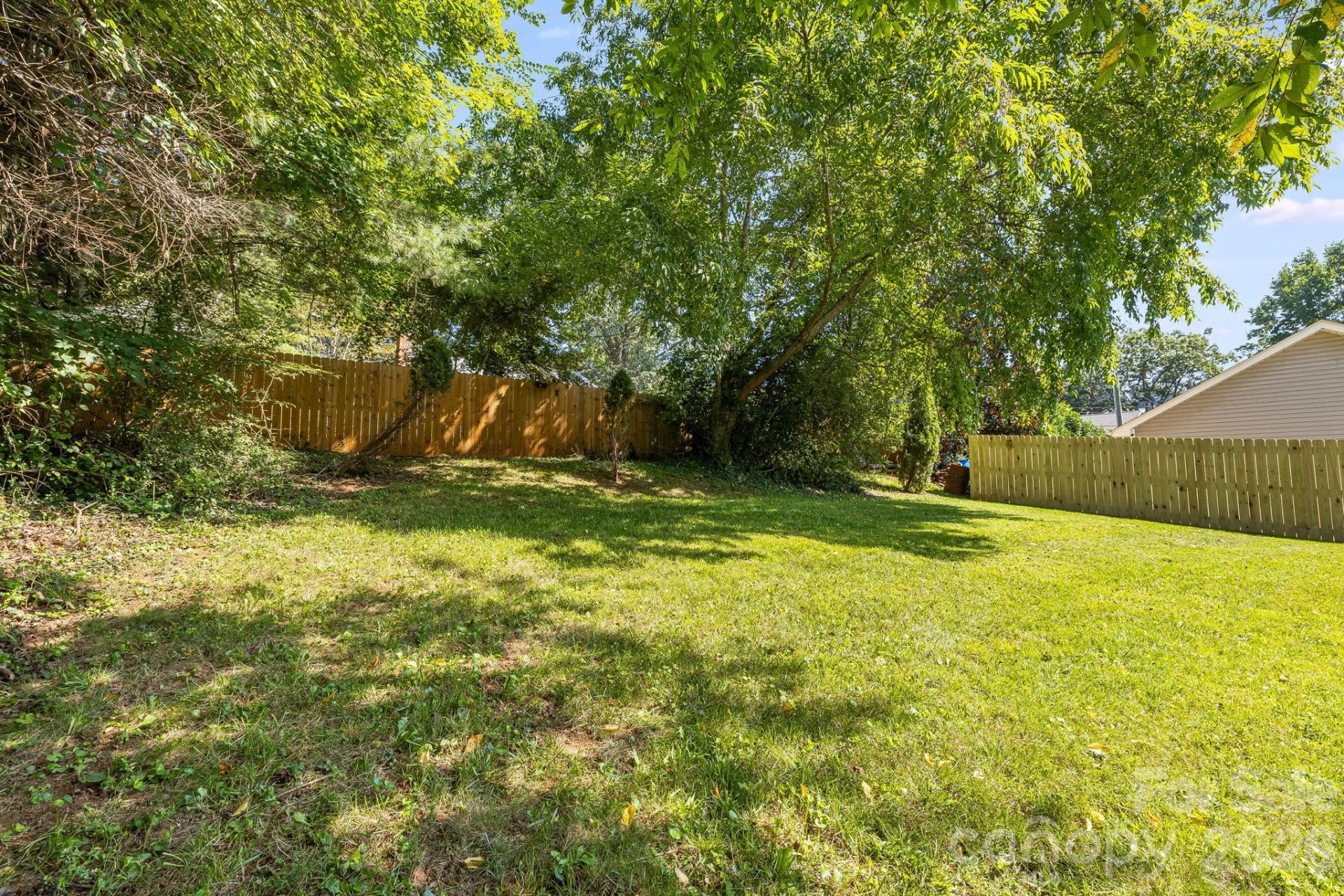 76 Selwyn Road - Photo 34