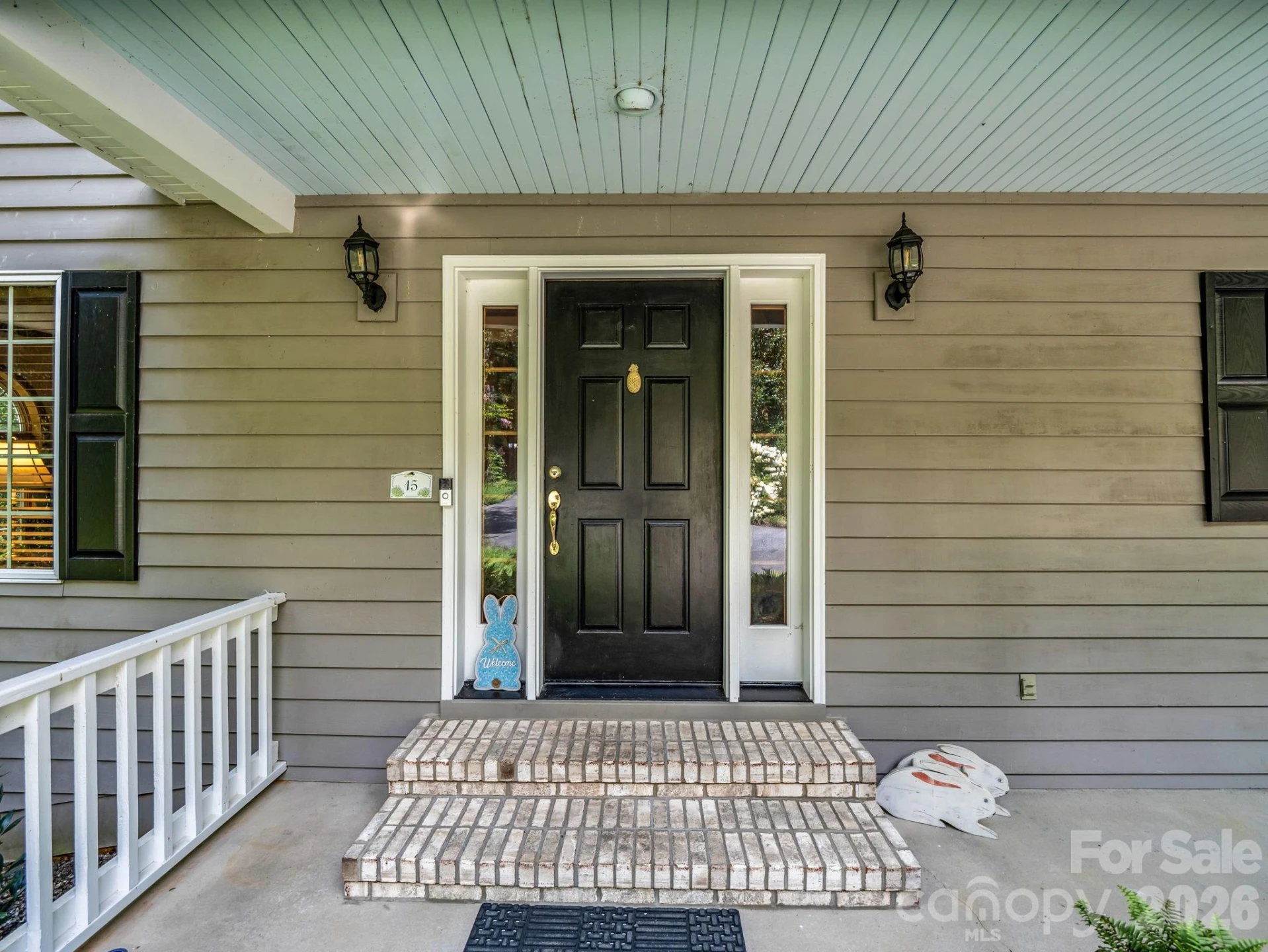 15 Ravenwood Drive - Photo 3