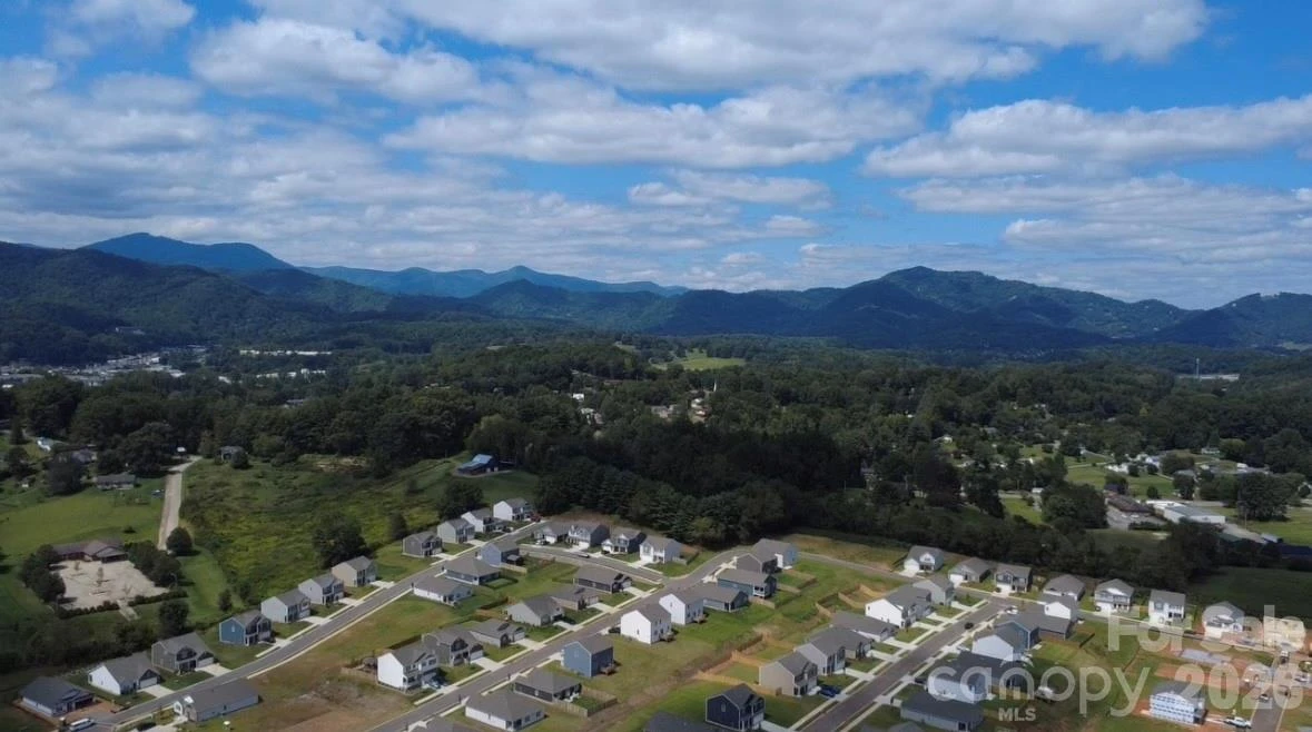 126 Ridgehaven Drive - Photo 2