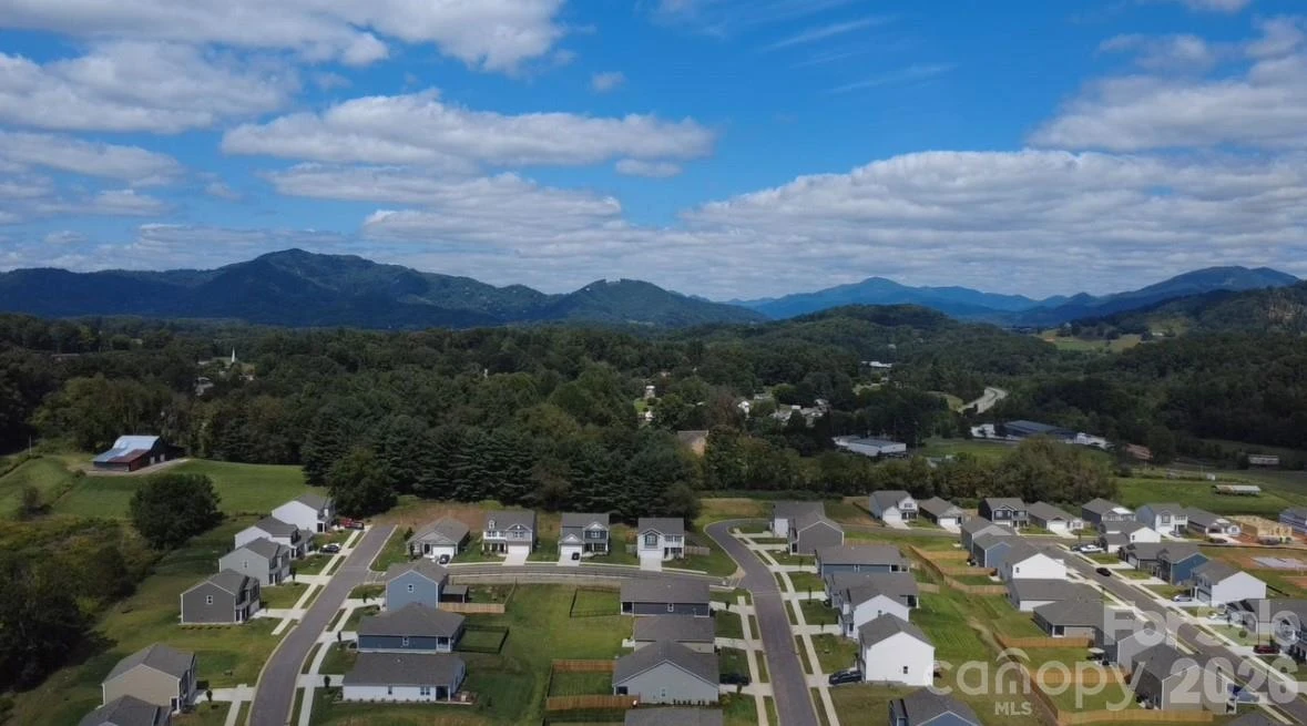 73 Ridgehaven Drive - Photo 2
