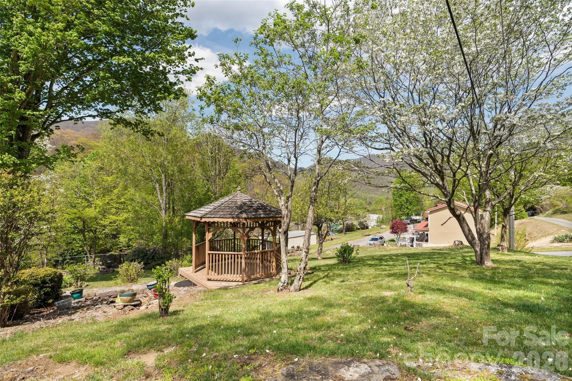 30 Hillcrest Road - Photo 27