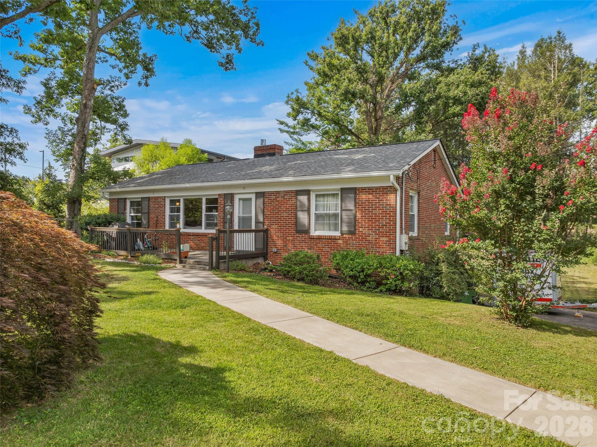 15 Lynnstone Court - Photo 2