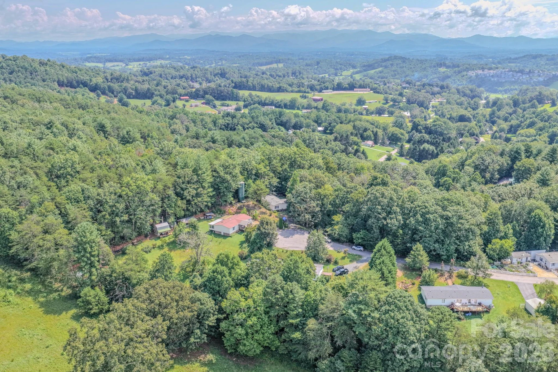 97 Misty Ridge Lane - Photo 46