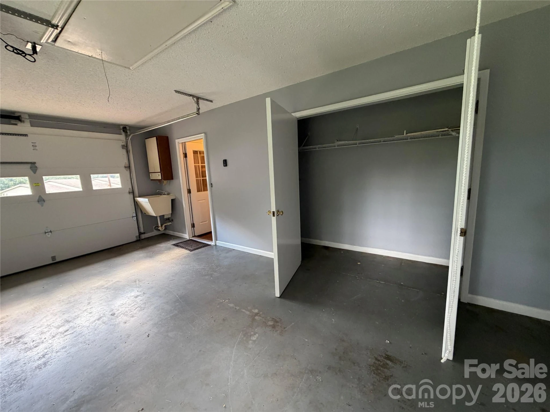 127 Holly Court - Photo 13