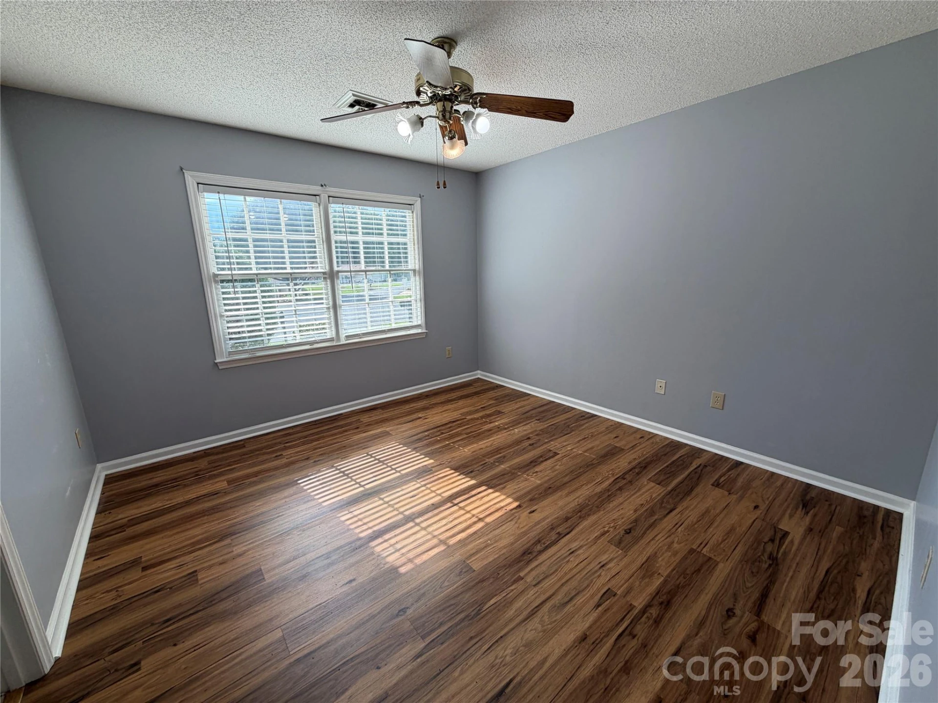 127 Holly Court - Photo 20