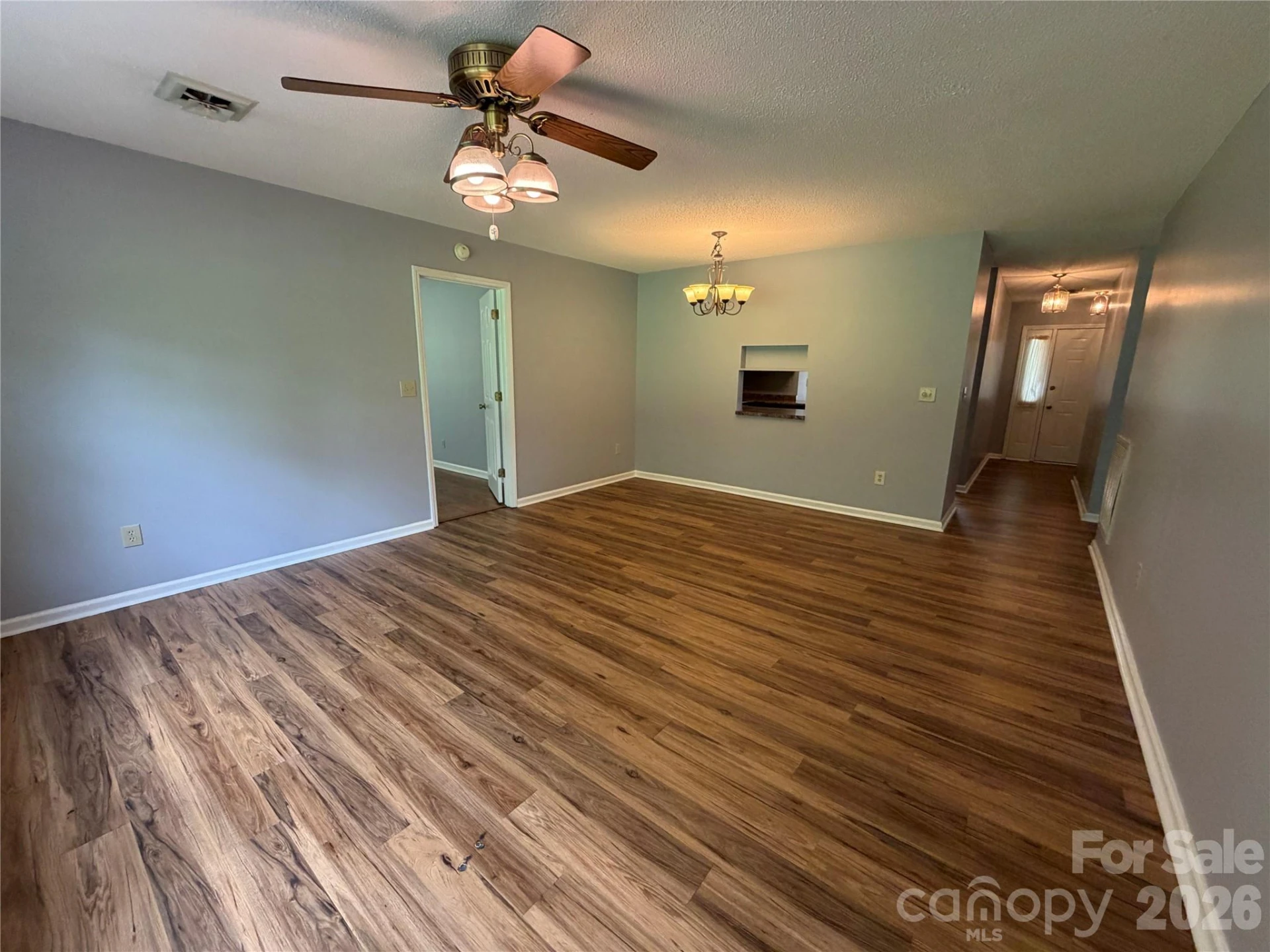 127 Holly Court - Photo 34