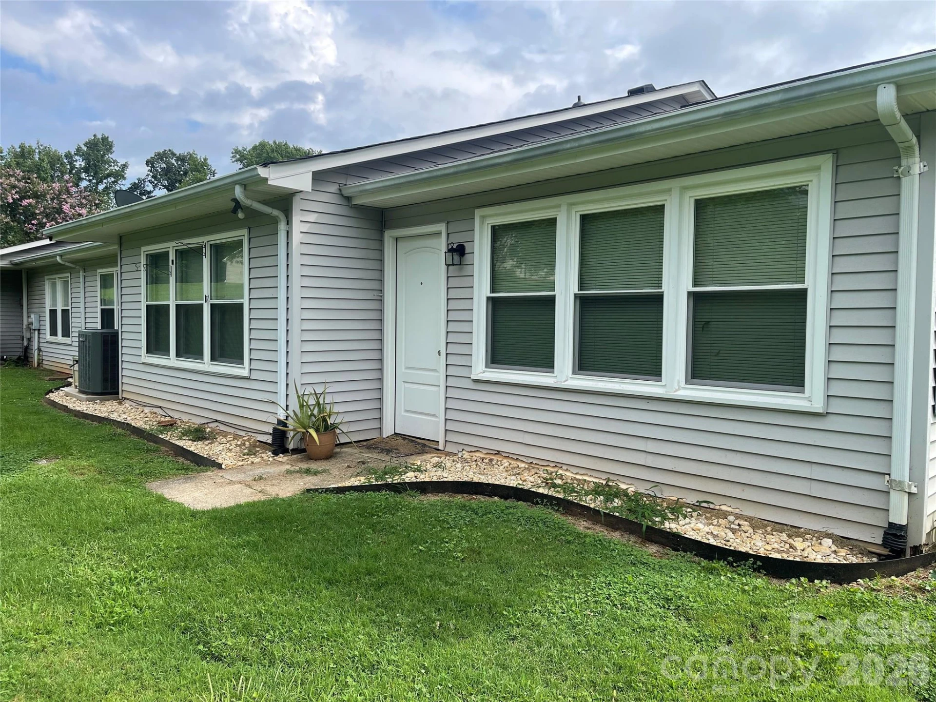 111 Holly Court - Photo 5