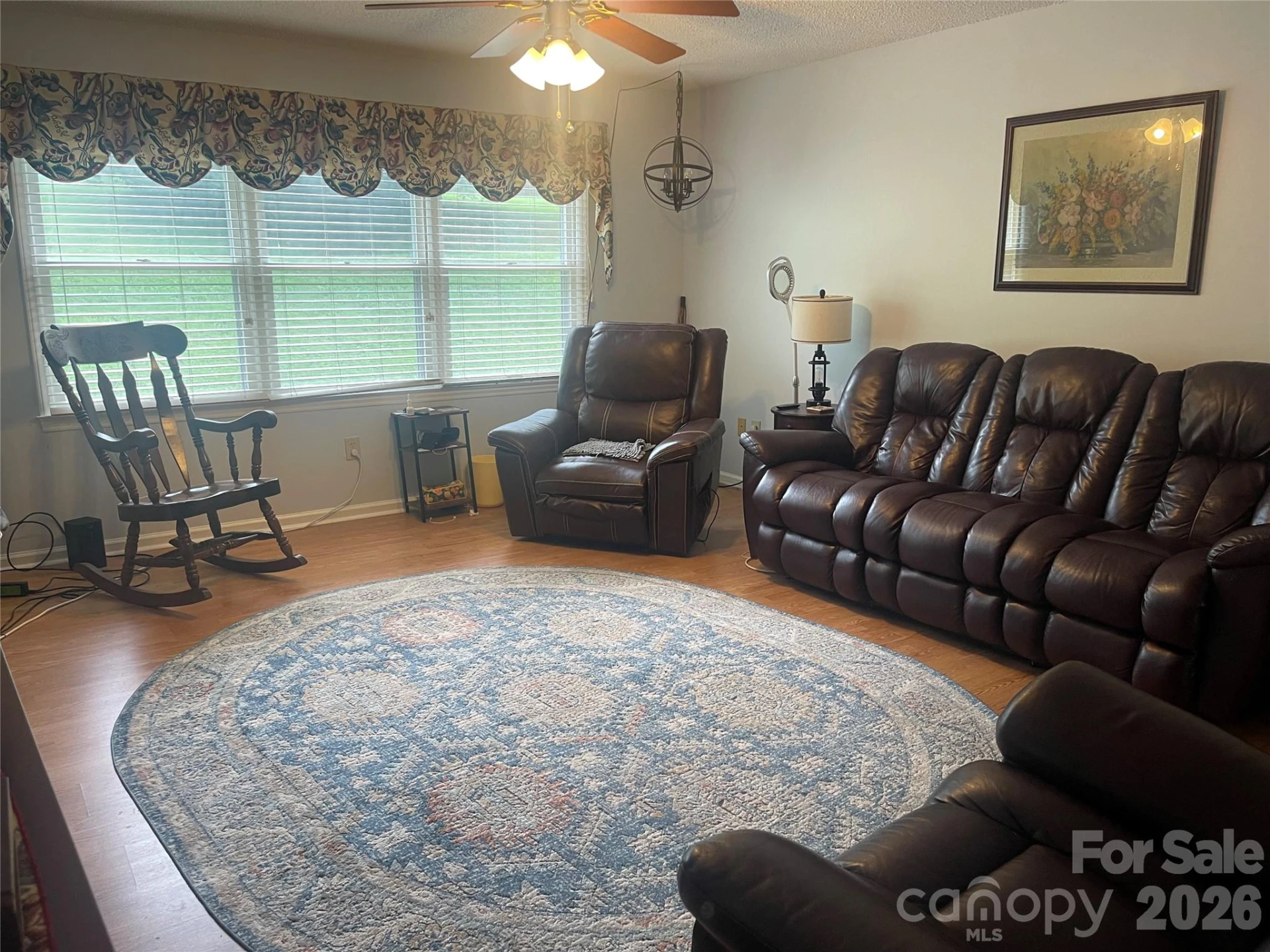 111 Holly Court - Photo 12