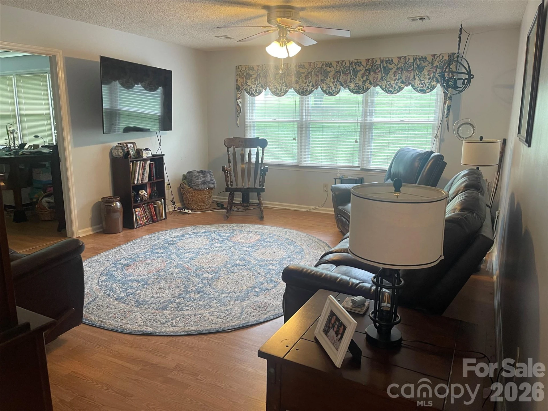 111 Holly Court - Photo 13