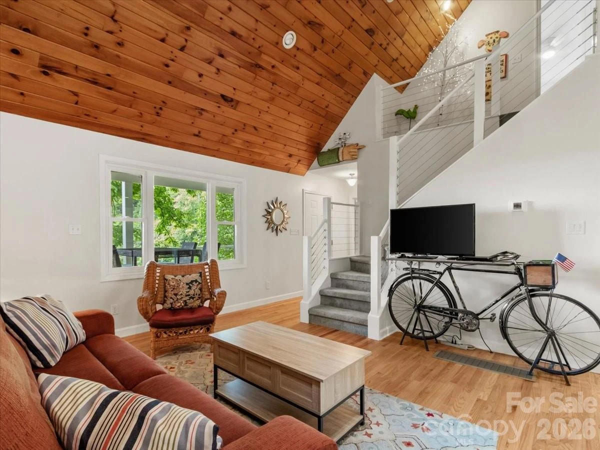 386 Madison Heights Drive - Photo 5