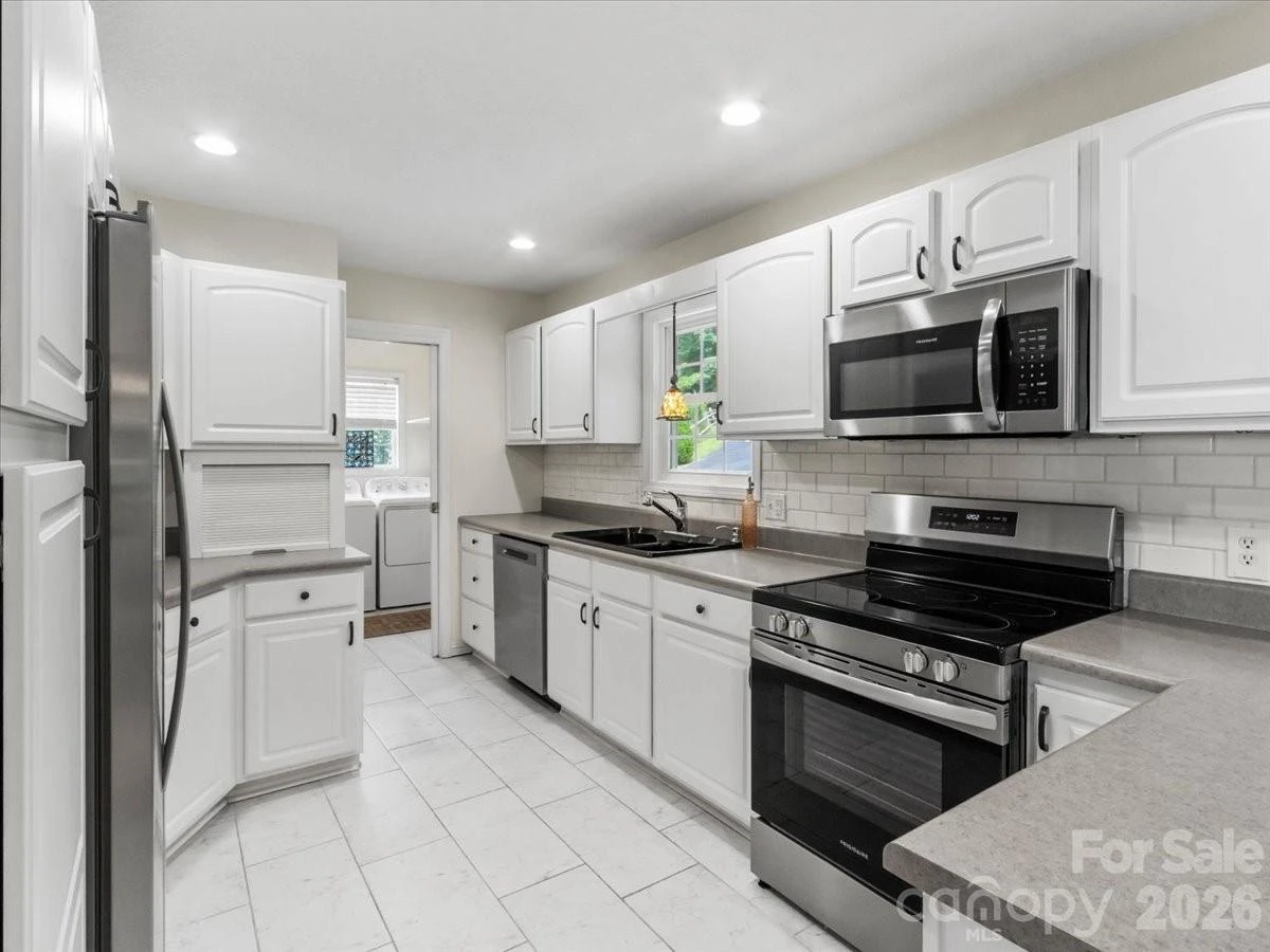386 Madison Heights Drive - Photo 10