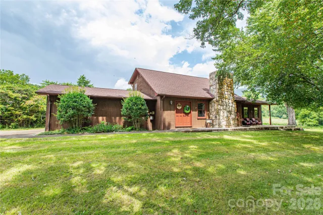 132 Hurd Road, Canton, NC, 28716