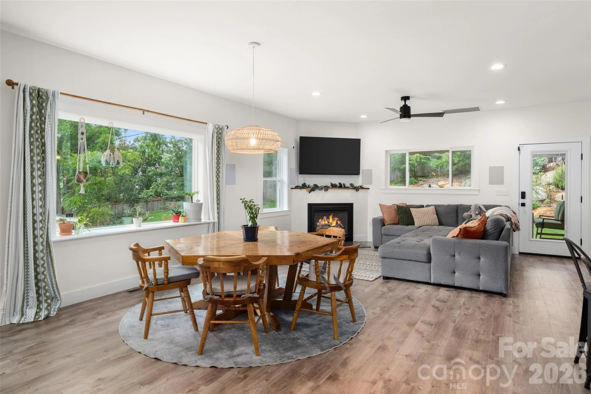 159 Wellington Street - Photo 16
