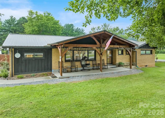 2906 Jonathan Creek Road