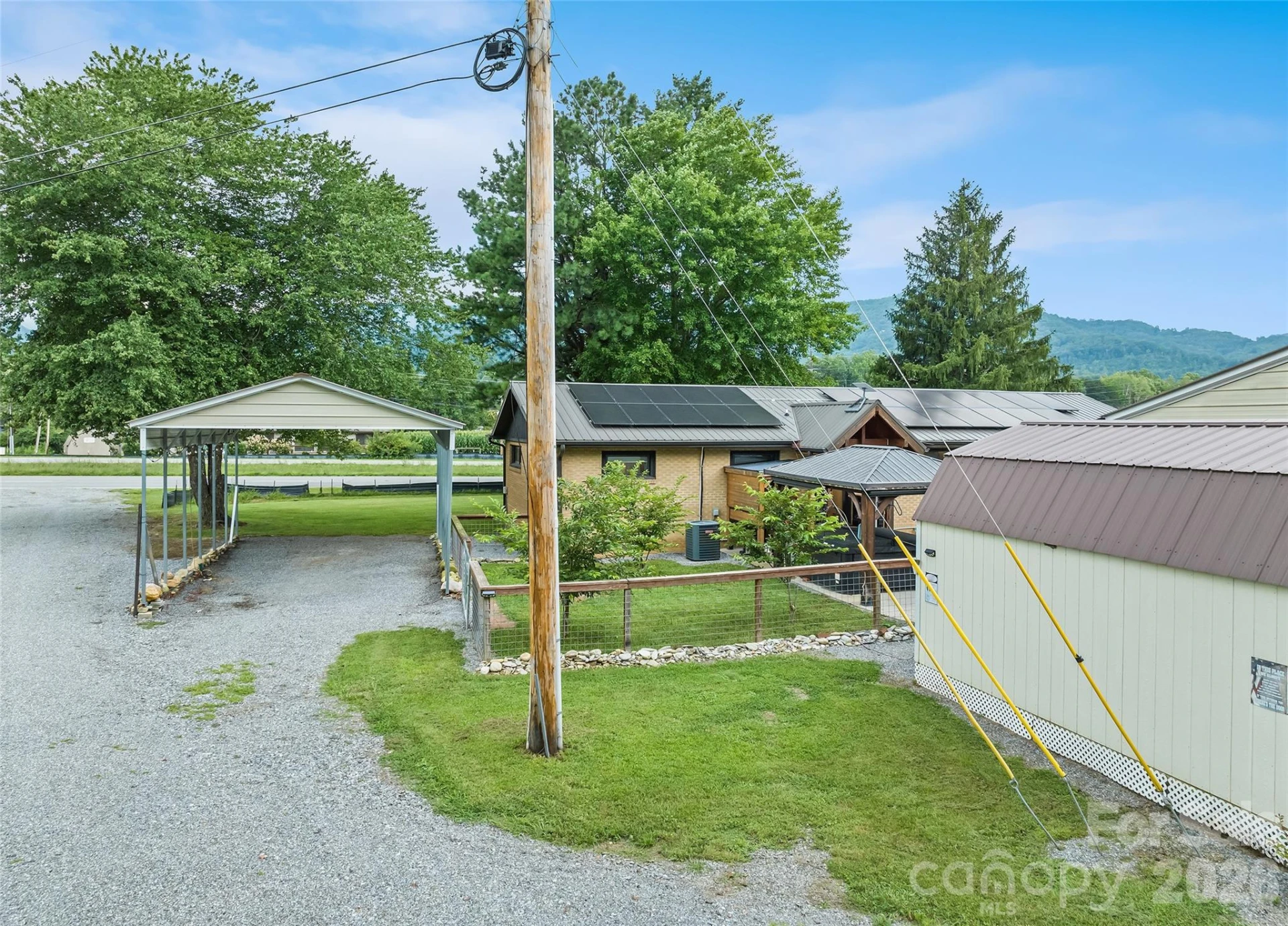 2906 Jonathan Creek Road - Photo 13