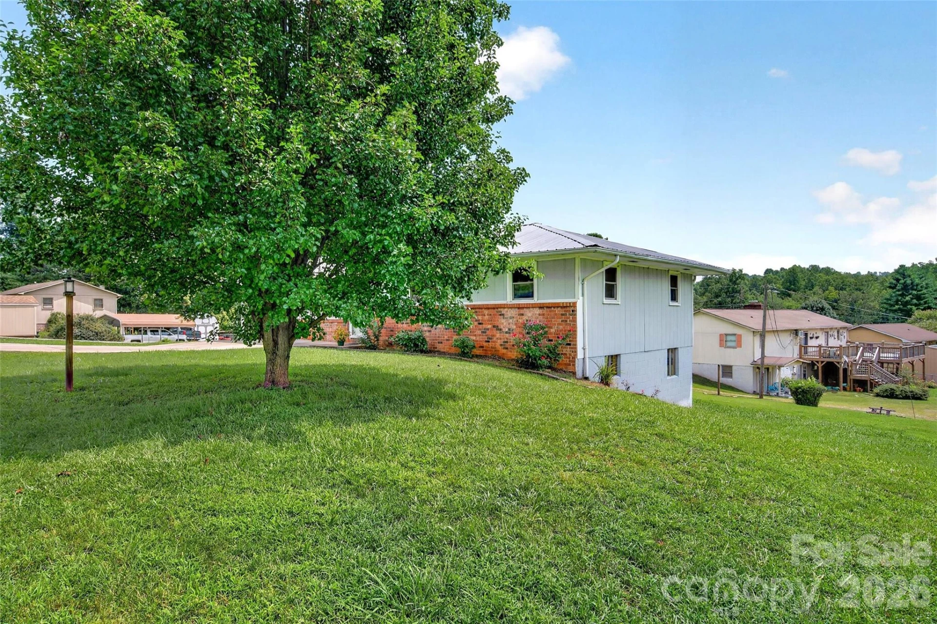 224 Cherokee Way - Photo 4