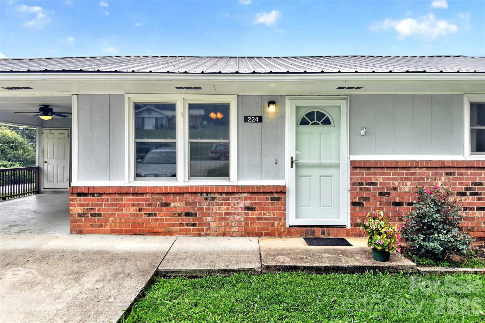 224 Cherokee Way - Photo 9