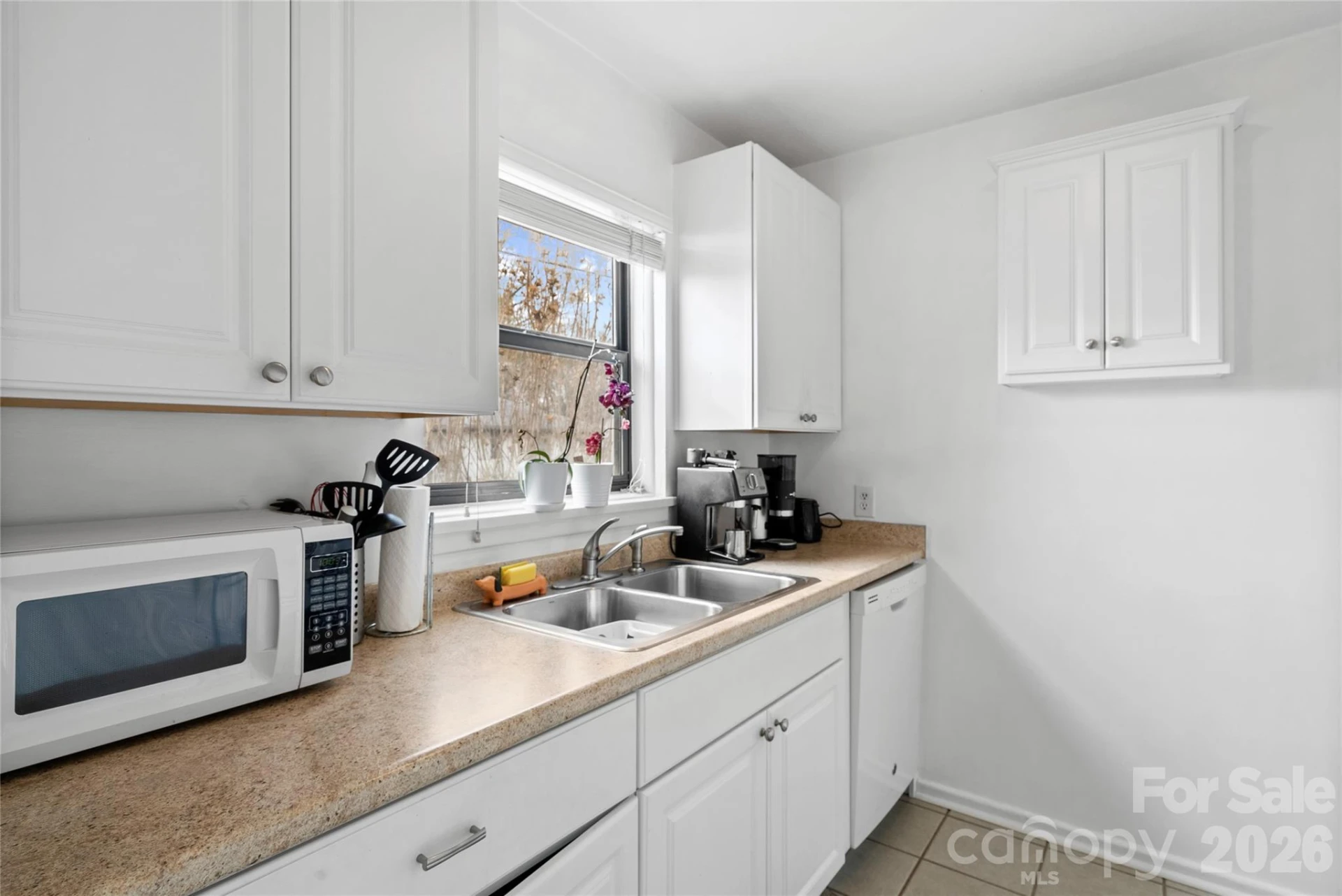 615 Biltmore Avenue #H-2 - Photo 7