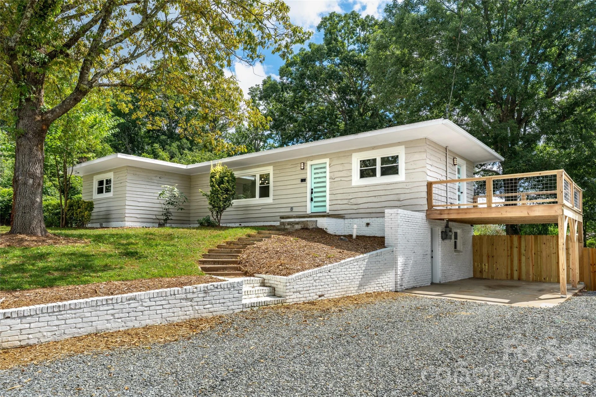 155 Oak Terrace - Photo 3