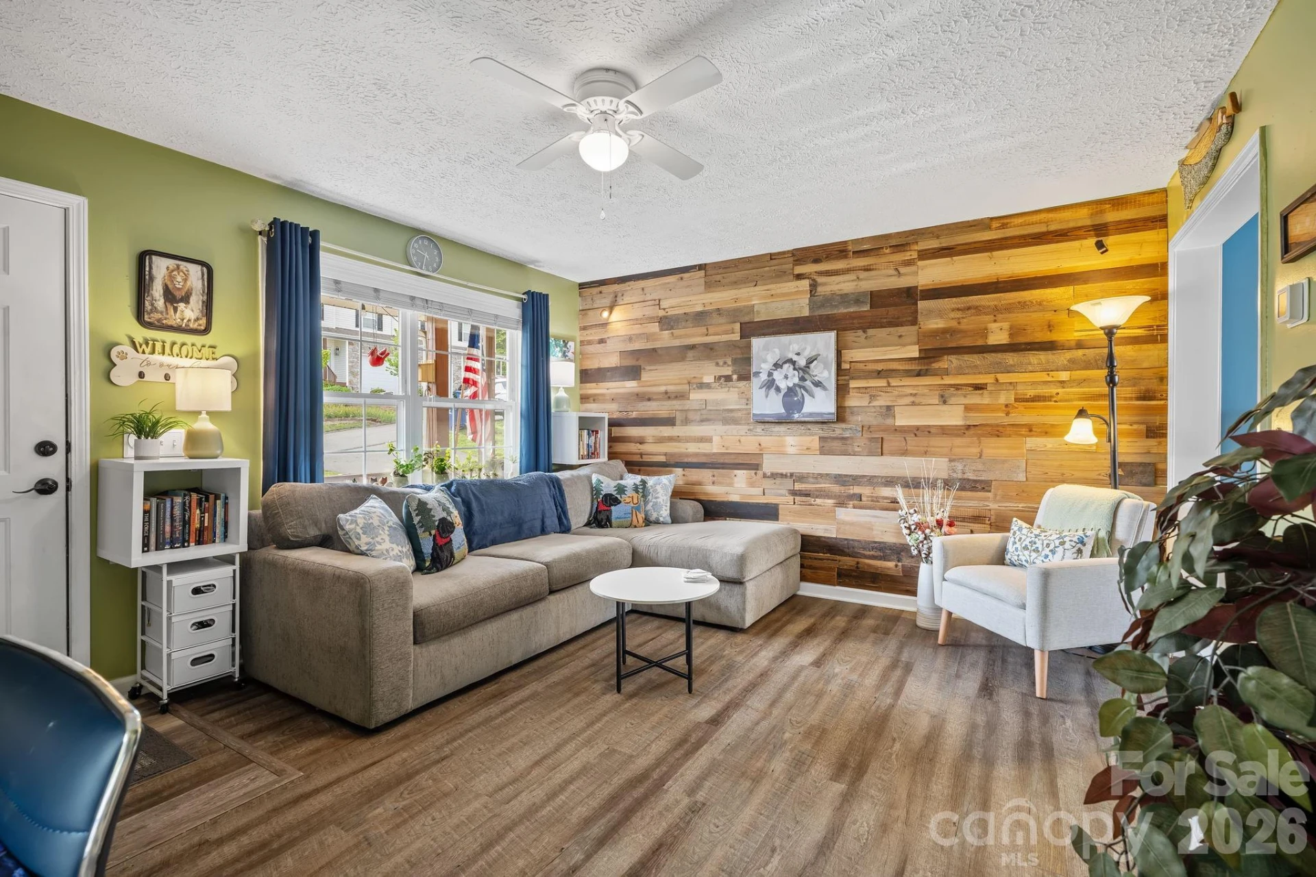 109 Loch Haven Road - Photo 3