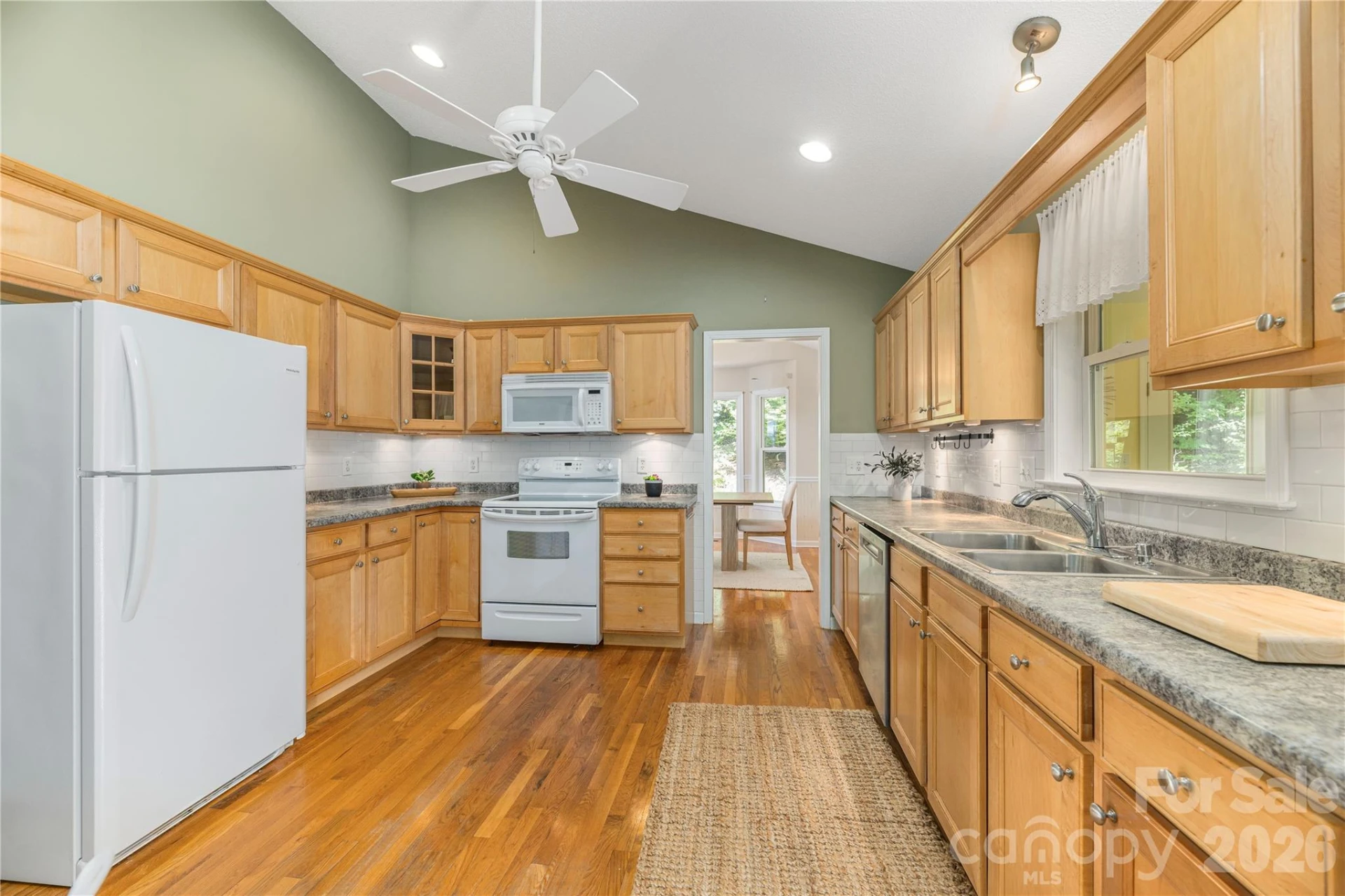 207 Christina Court - Photo 12